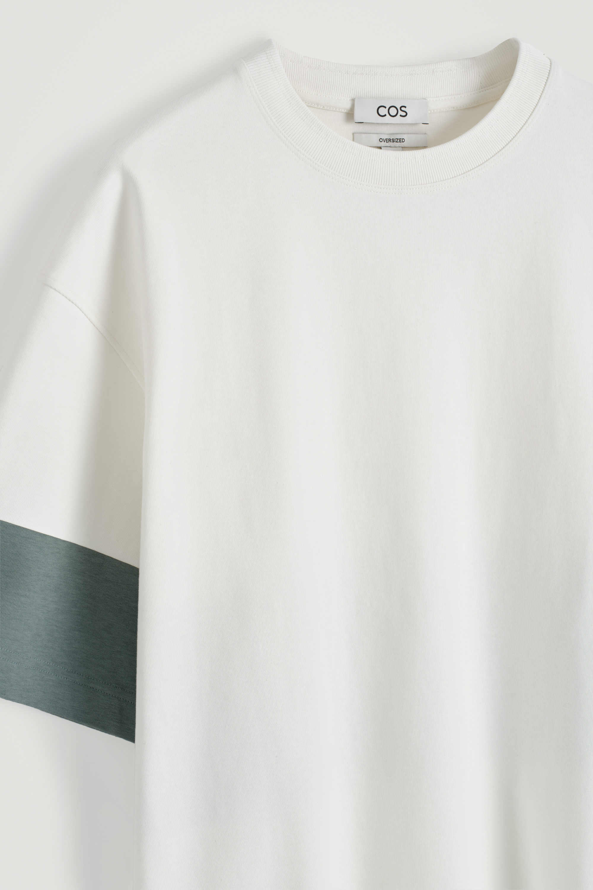 OVERSIZED COLOR BLOCK COTTON T-SHIRT - WHITE / STEEL BLUE | COS