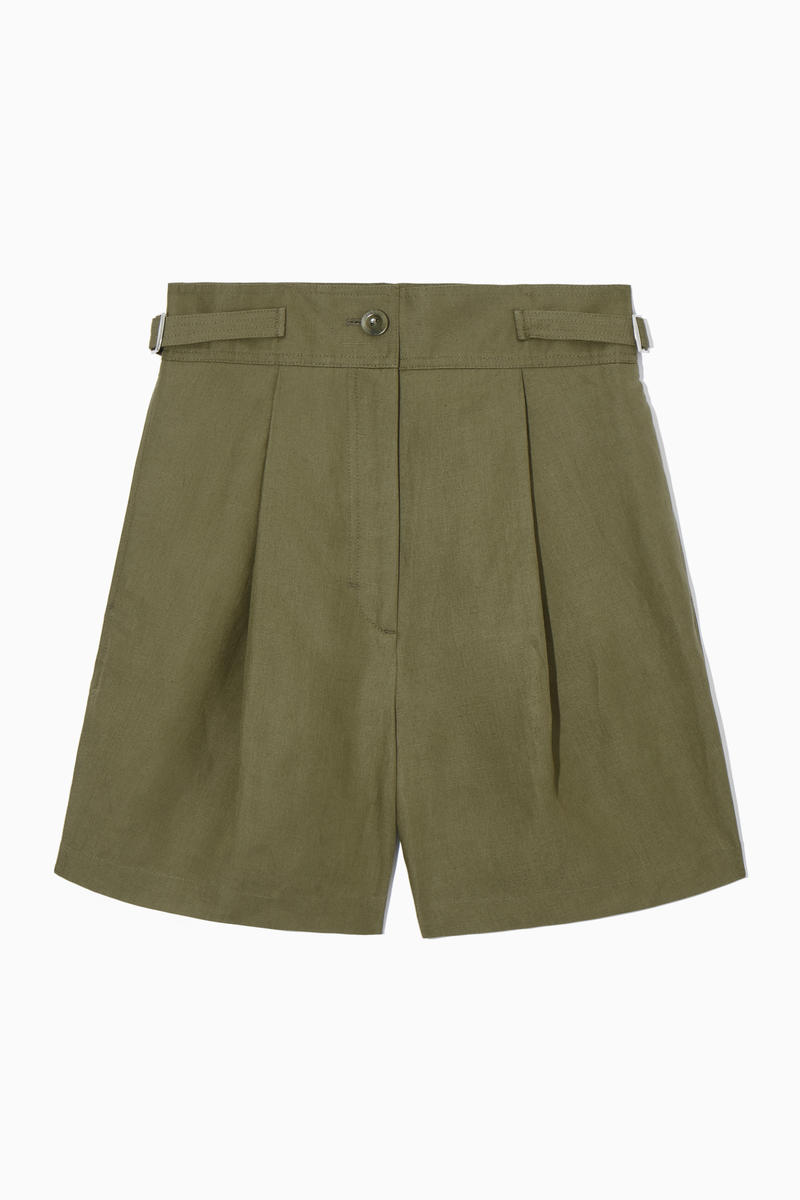 Pleated Linen-Blend Utility Shorts in Green