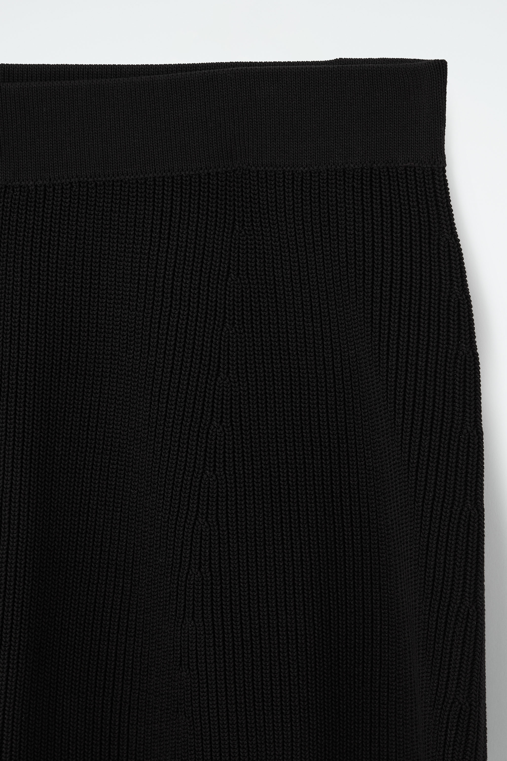 ★CRANK★[EXCLUSIVE] KNIT MICROSHORTS_BLACK★正規品/送料込 アウト スタンド イン】IRON CHAIN KNIT SWEATER – GQ SHOP