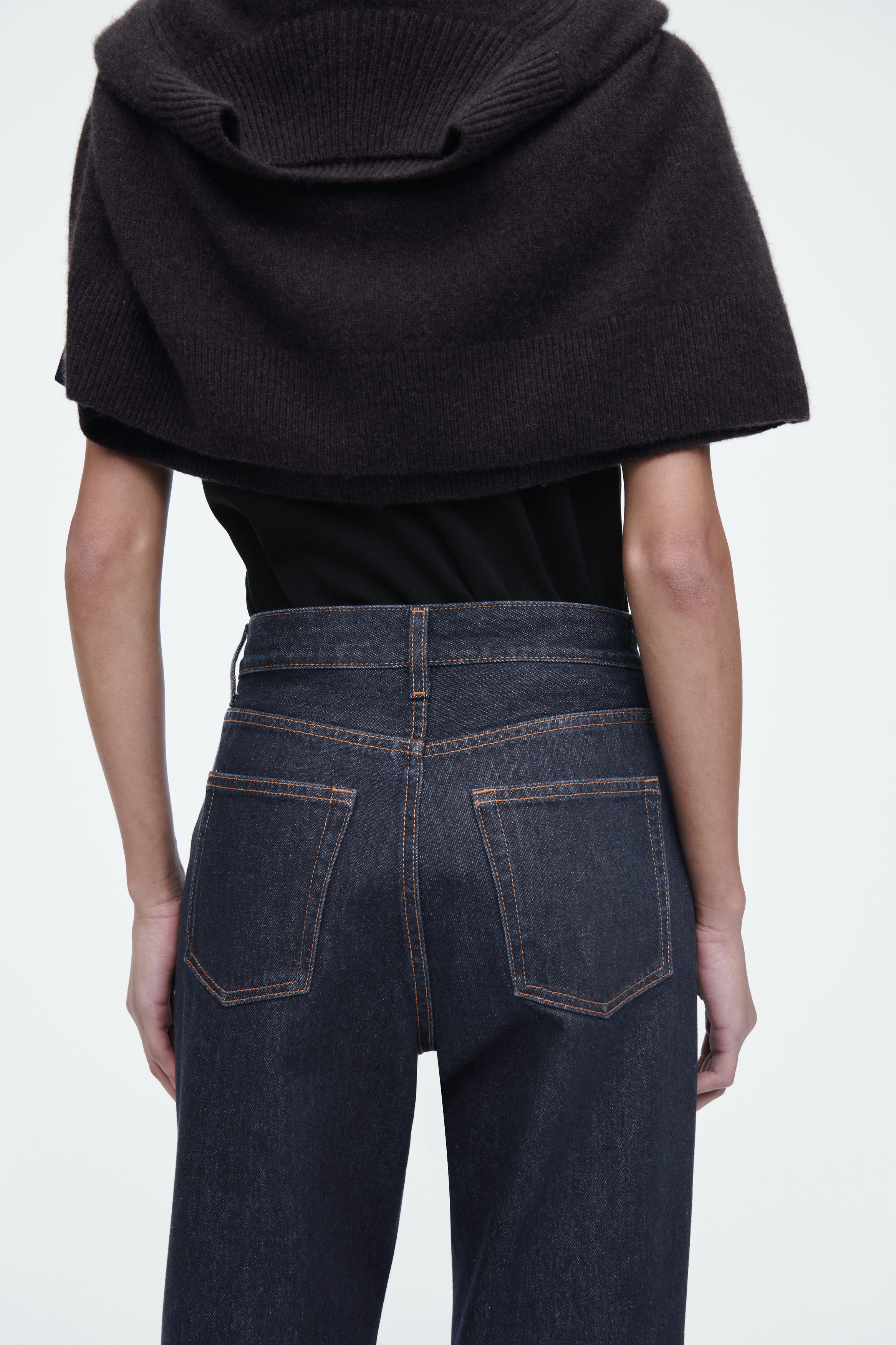 【新品】COS COLUMNストレートジーンズ COLUMN STRAIGHT-LEG JEANS - DARK BLUE | COS