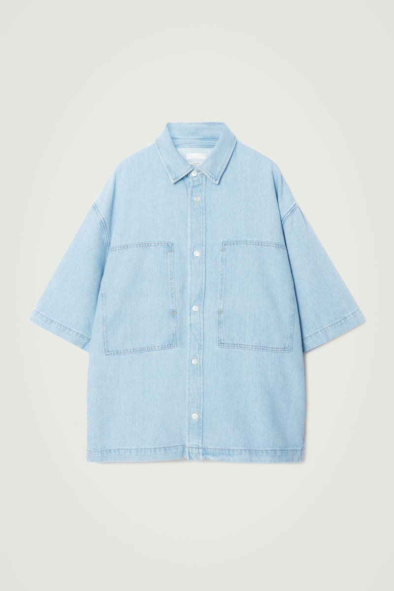 Oversized Short-Sleeved Denim Shirt in Blue