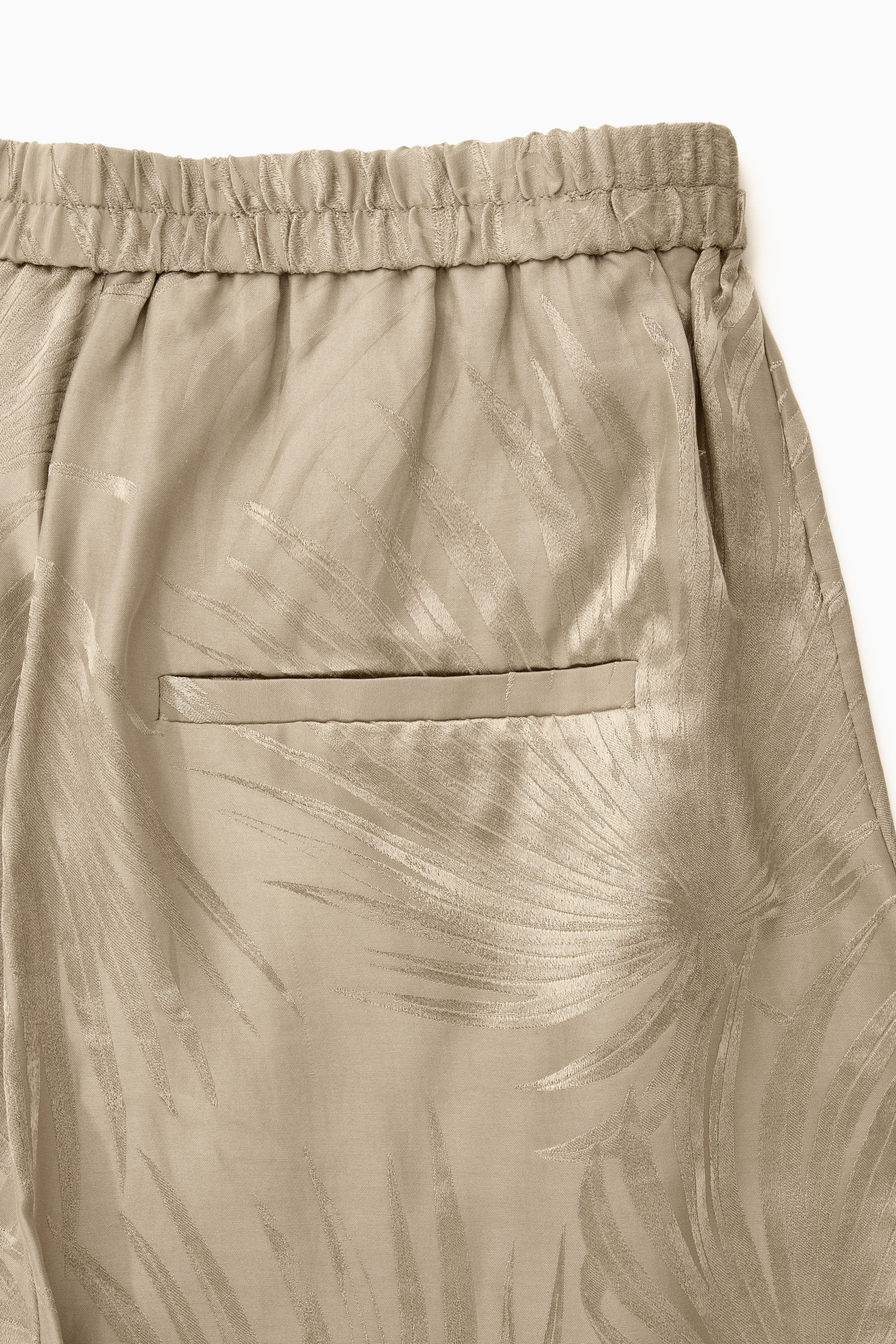 SILK-BLEND JACQUARD SHORTS - BEIGE | COS