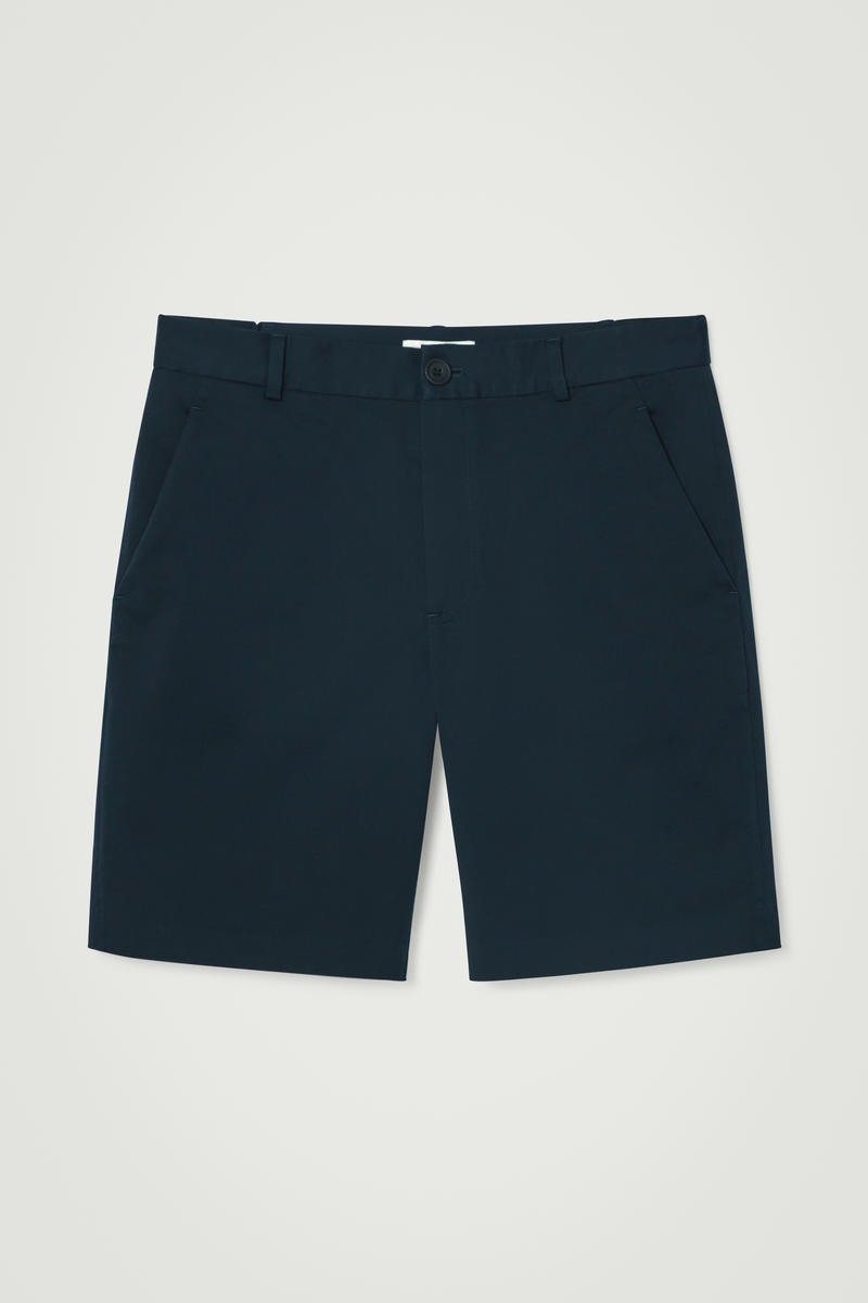 Classic Chino Shorts in Blue