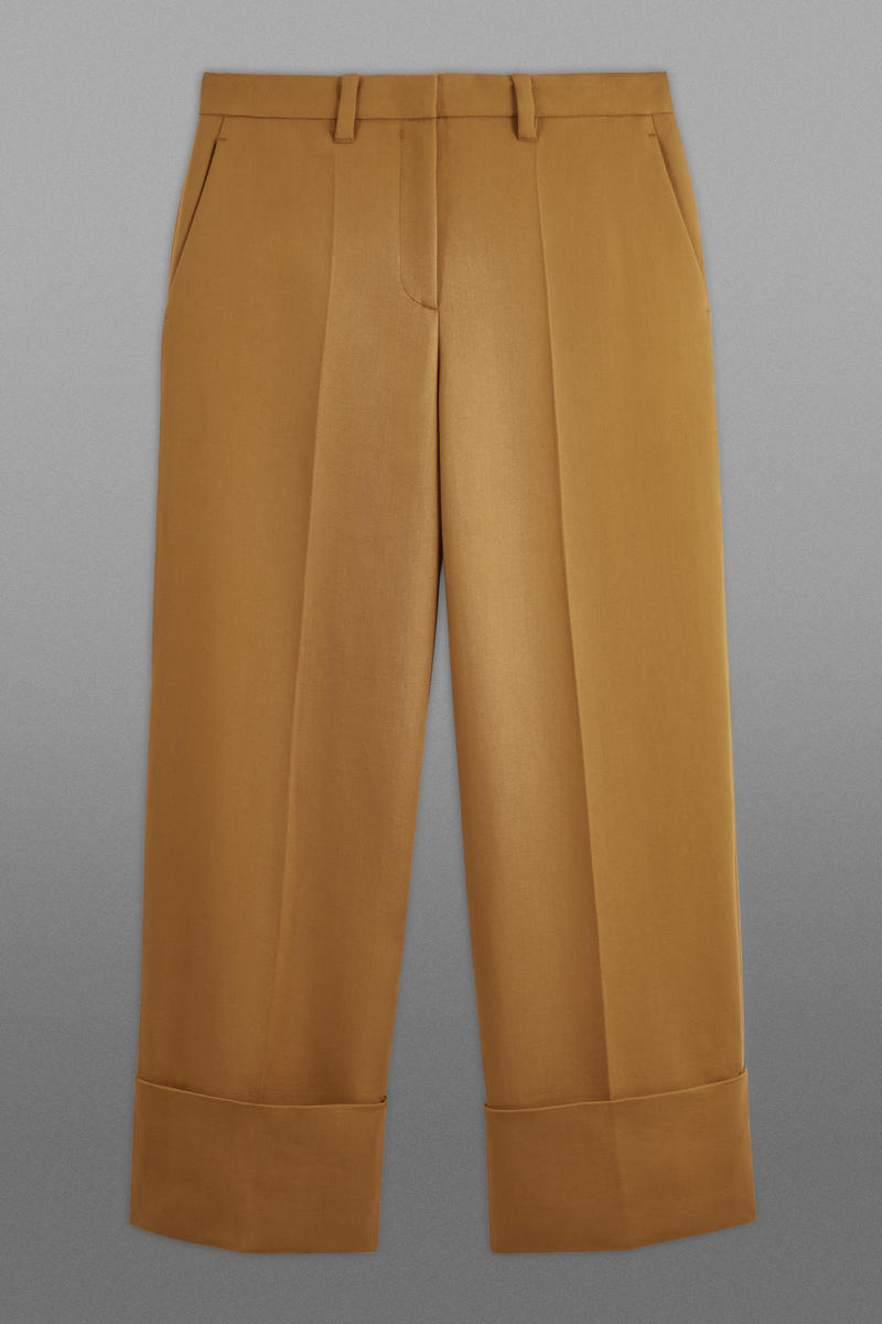 The Wide-Leg Twill Chinos