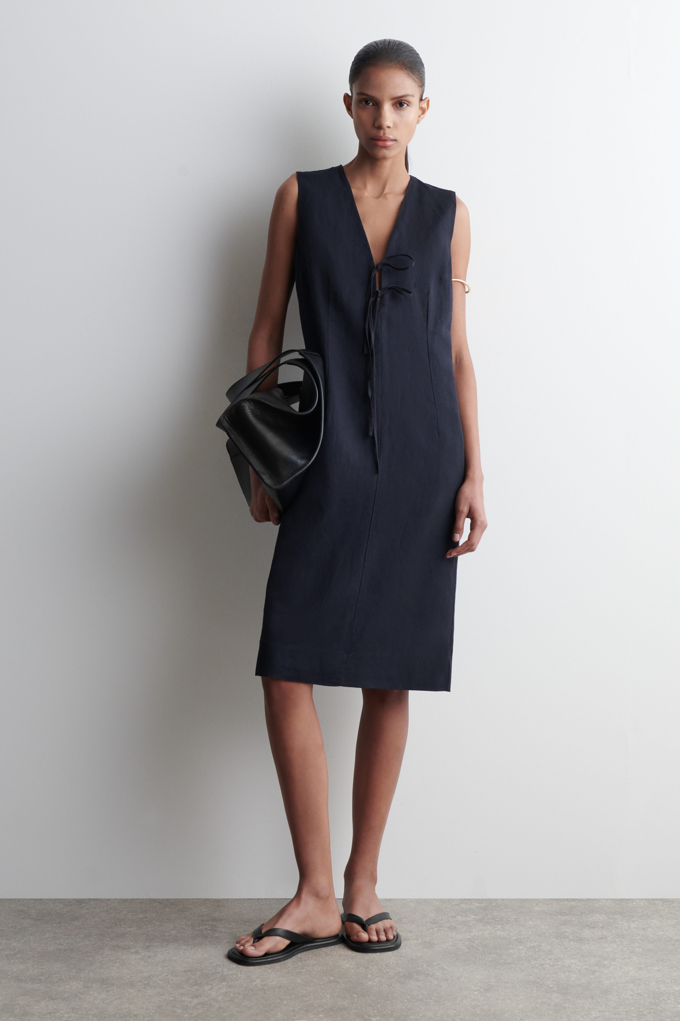 LINEN-BLEND TIE-FRONT MIDI DRESS
