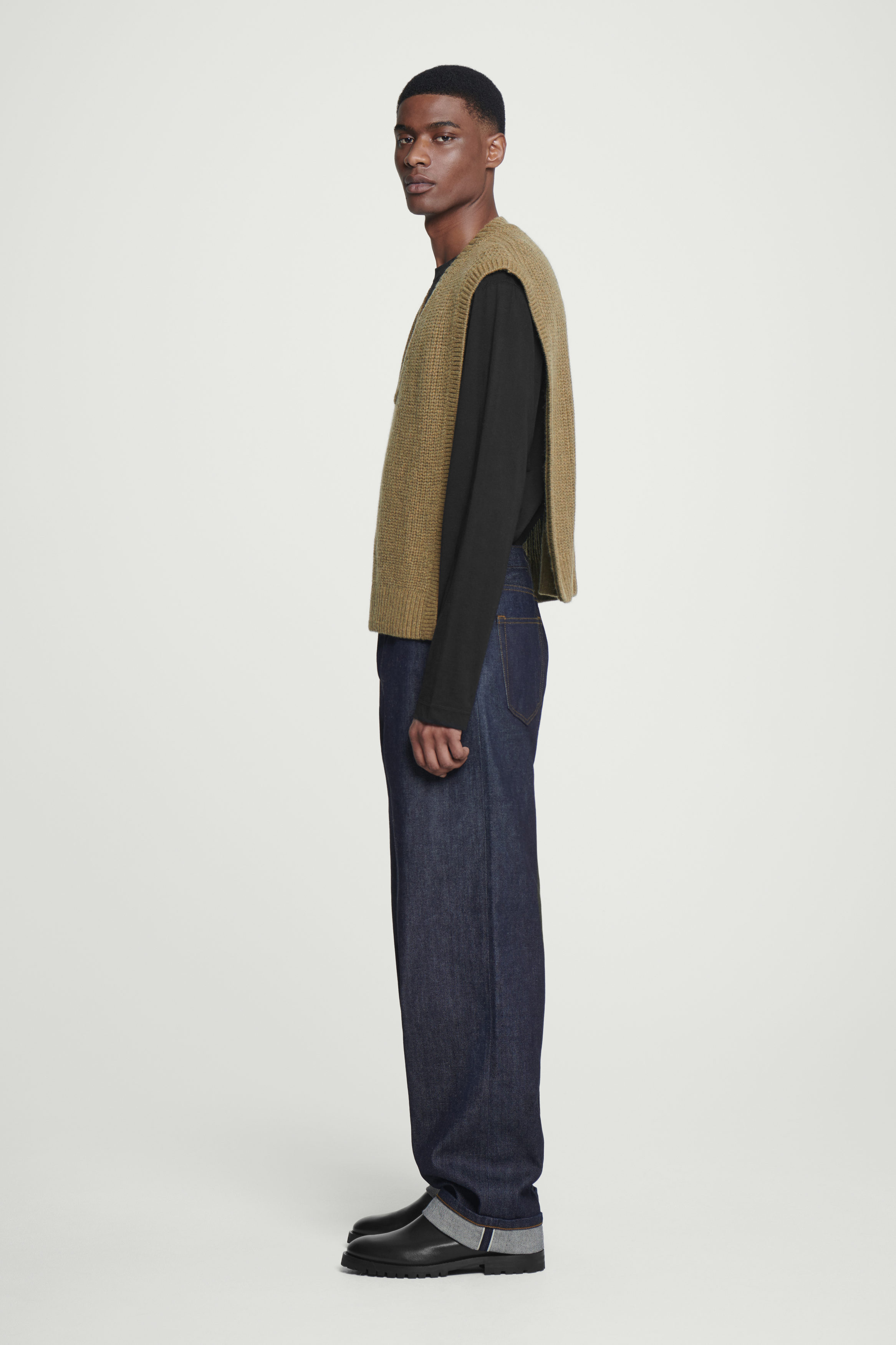 WOOL-CASHMERE V-NECK HYBRID TANK - DARK GREEN | COS