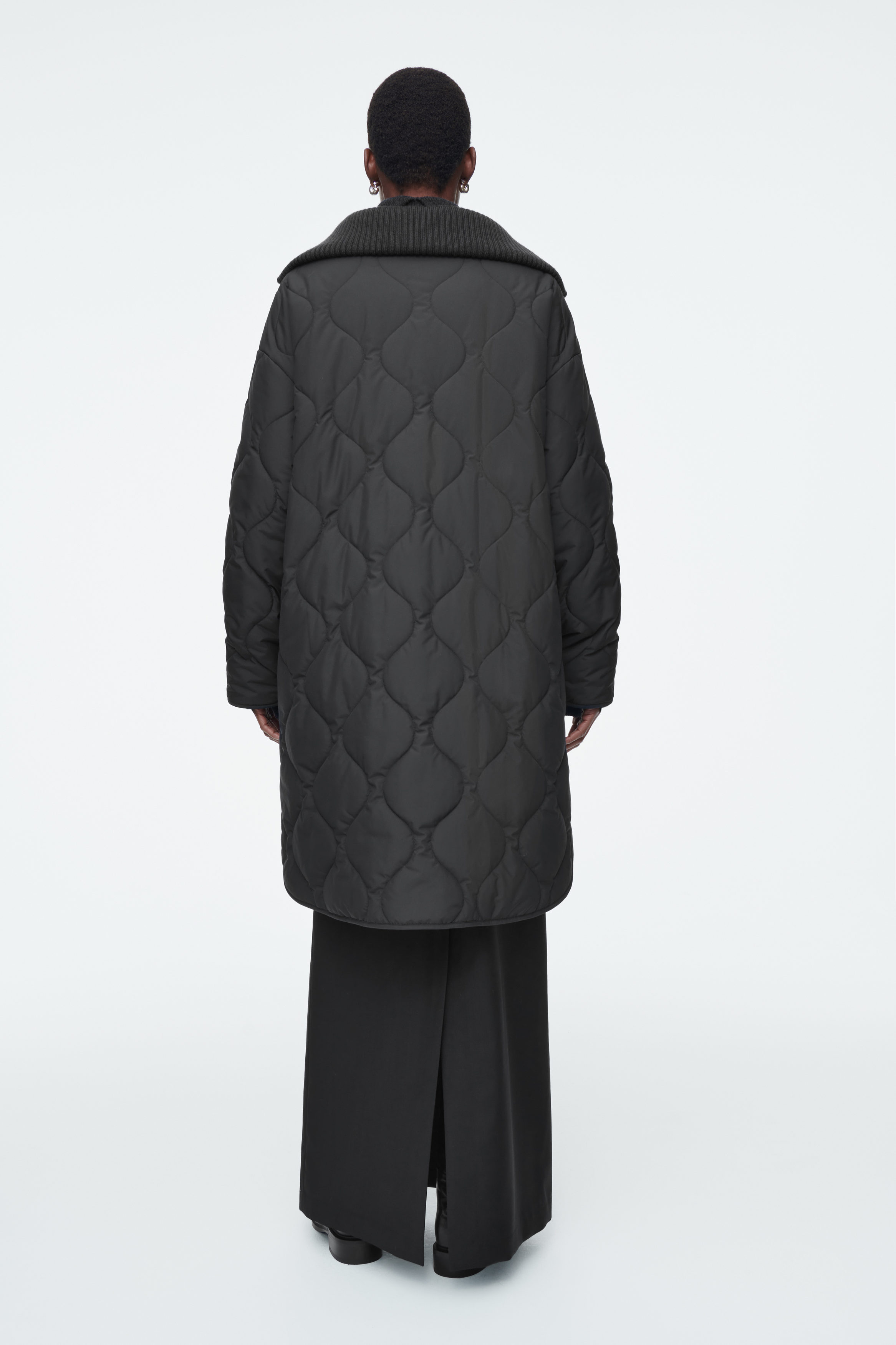 RIBBED-COLLAR QUILTED COAT - BLACK RIBBED-COLLAR QUILTED COAT - BLACK