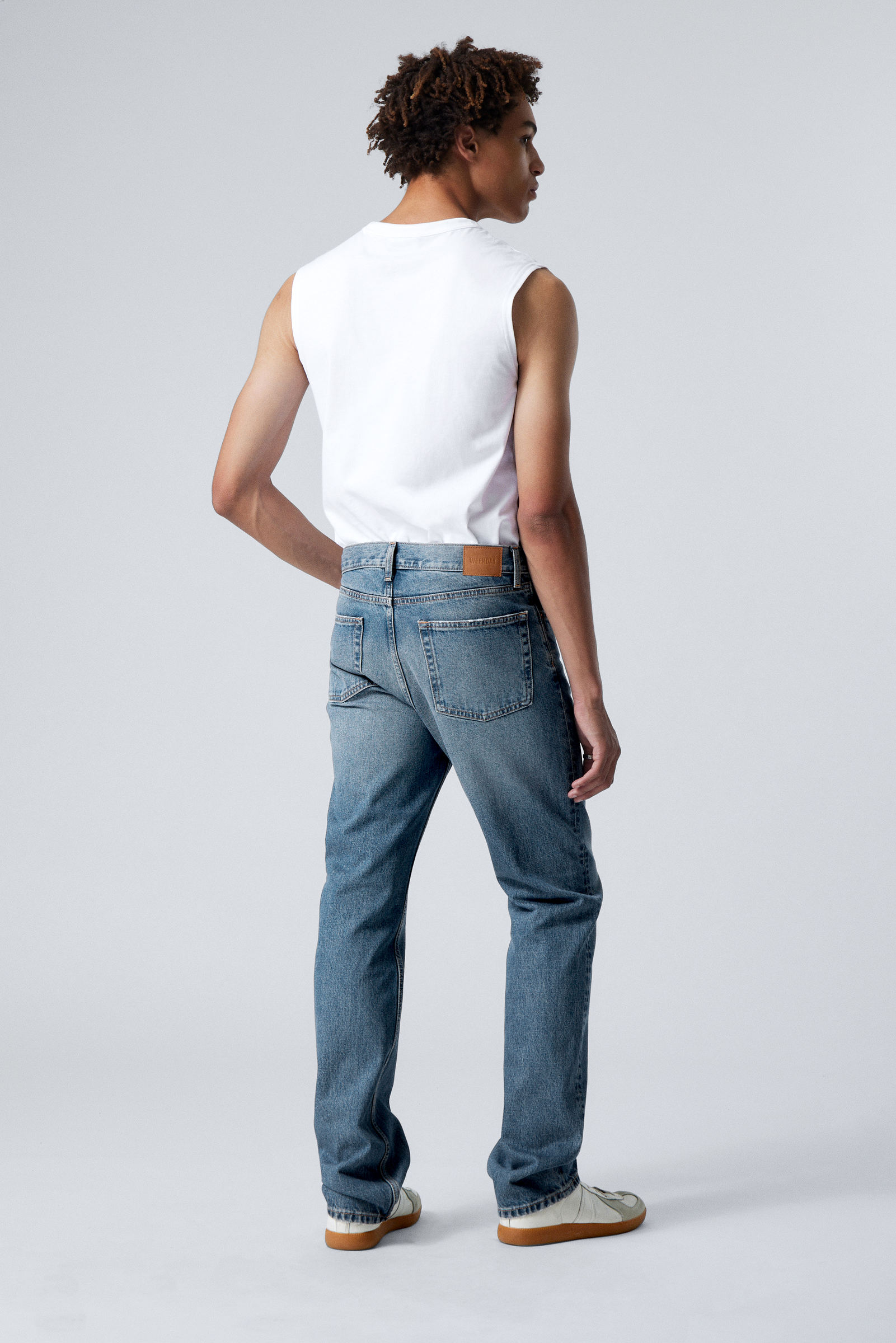 Iron Blue - Mellanblå - Klean Regular Straight Leg Jeans - 4