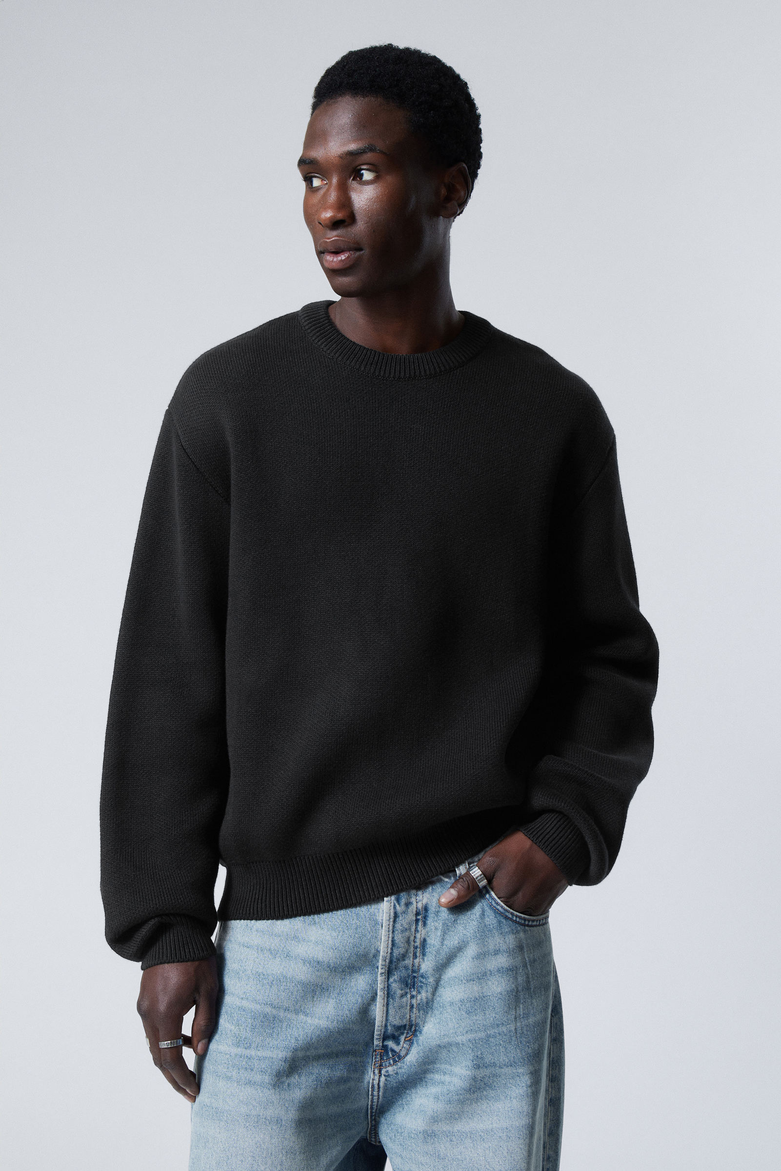 Long black knit sweater hotsell