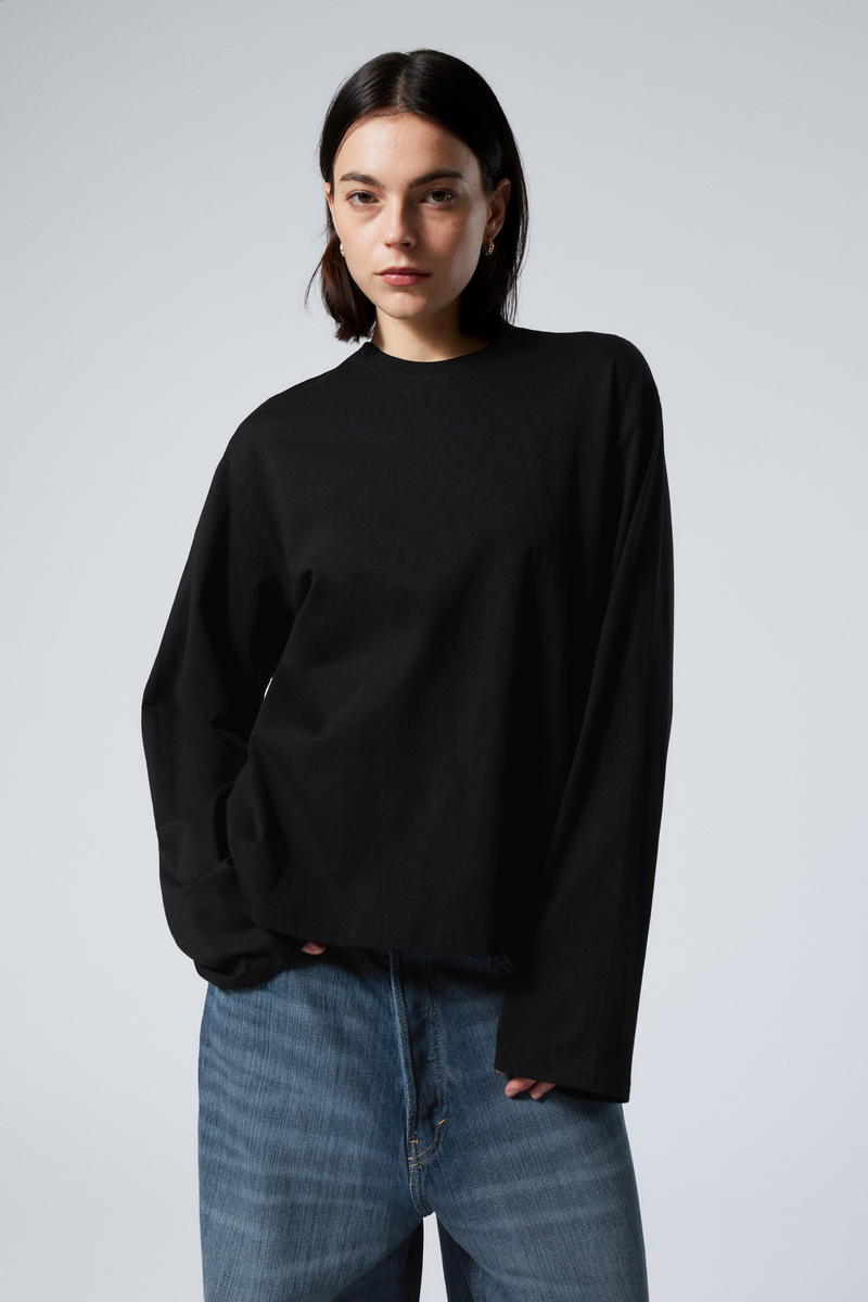 Long-Sleeved Boxy Cotton T-shirt