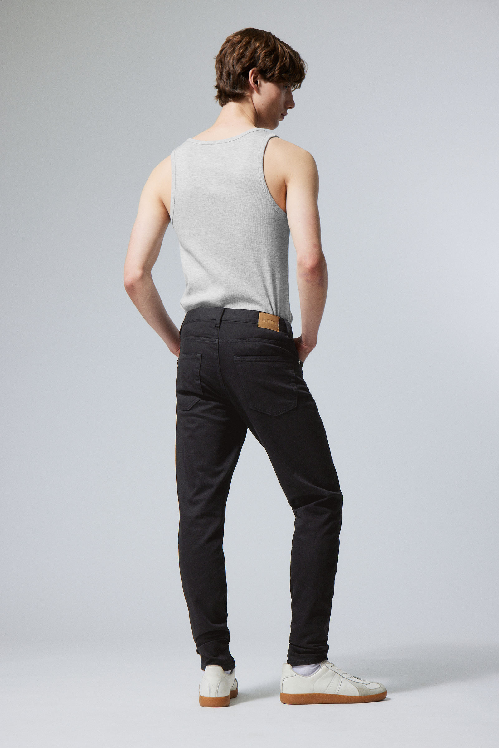 #272628 - Sunday Slim Tapered Jeans - 2