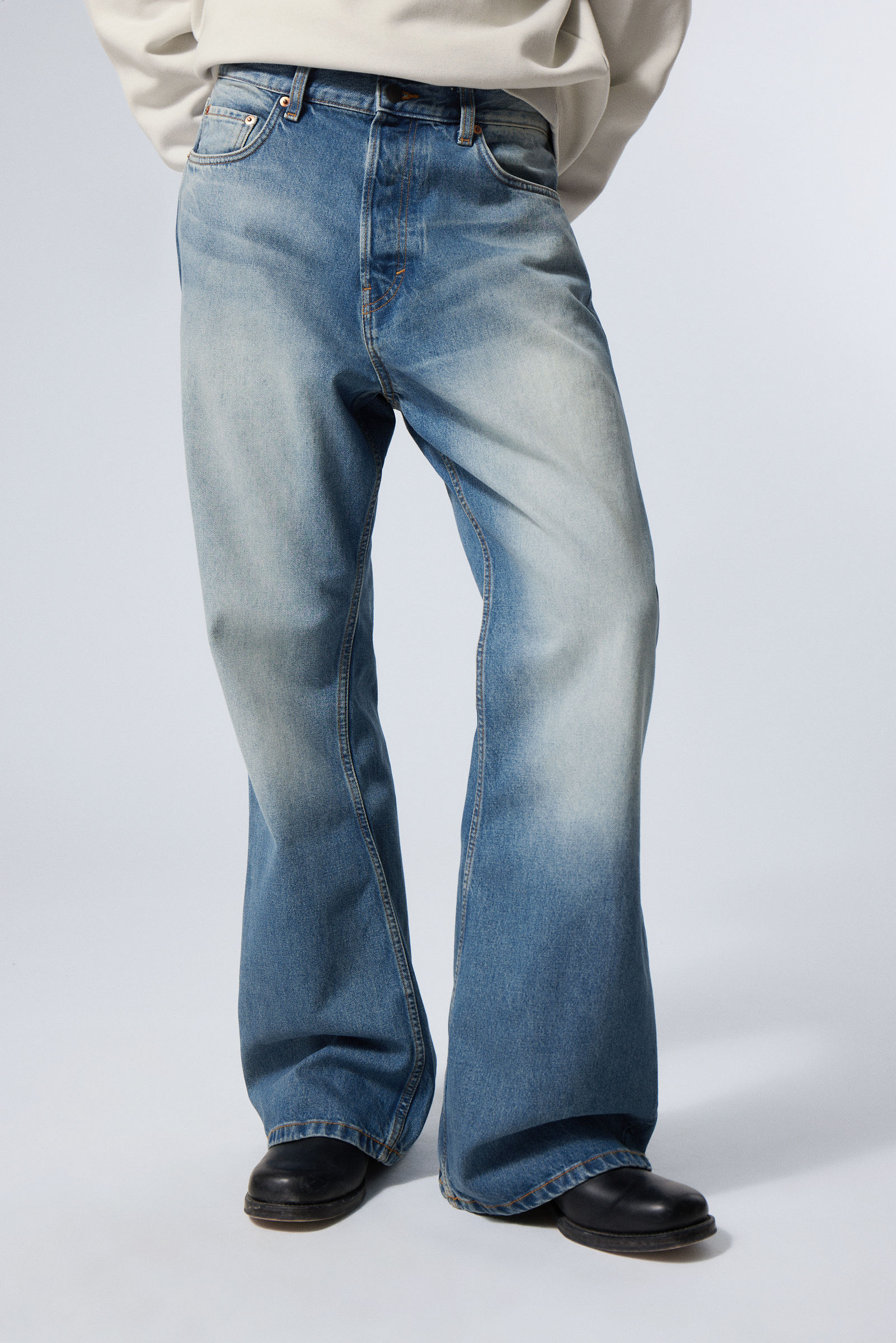 time loose bootcut jeans - Jackpot Blue | Weekday EU