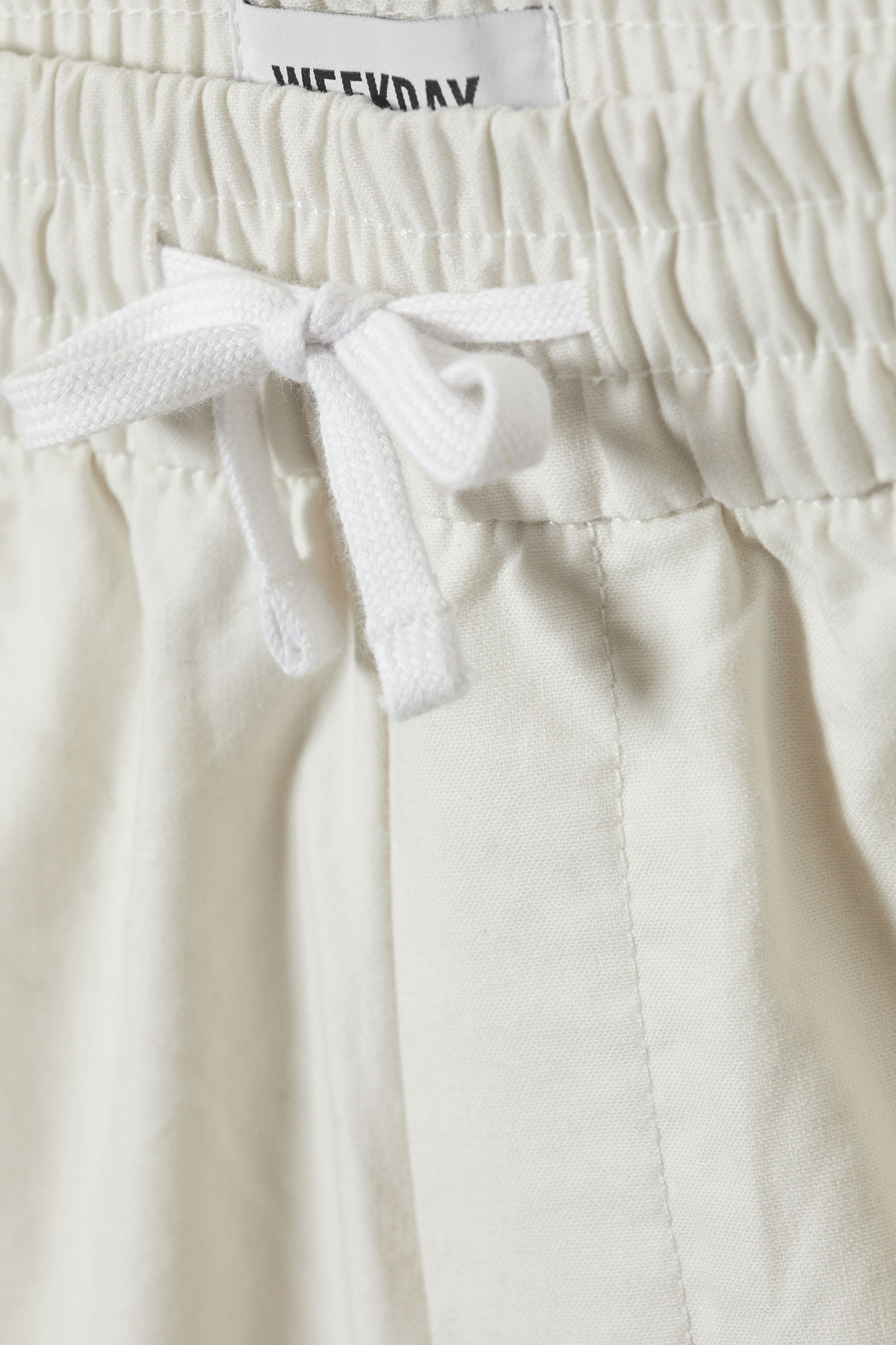 Dusty White - Olsen Regular Shorts - 1