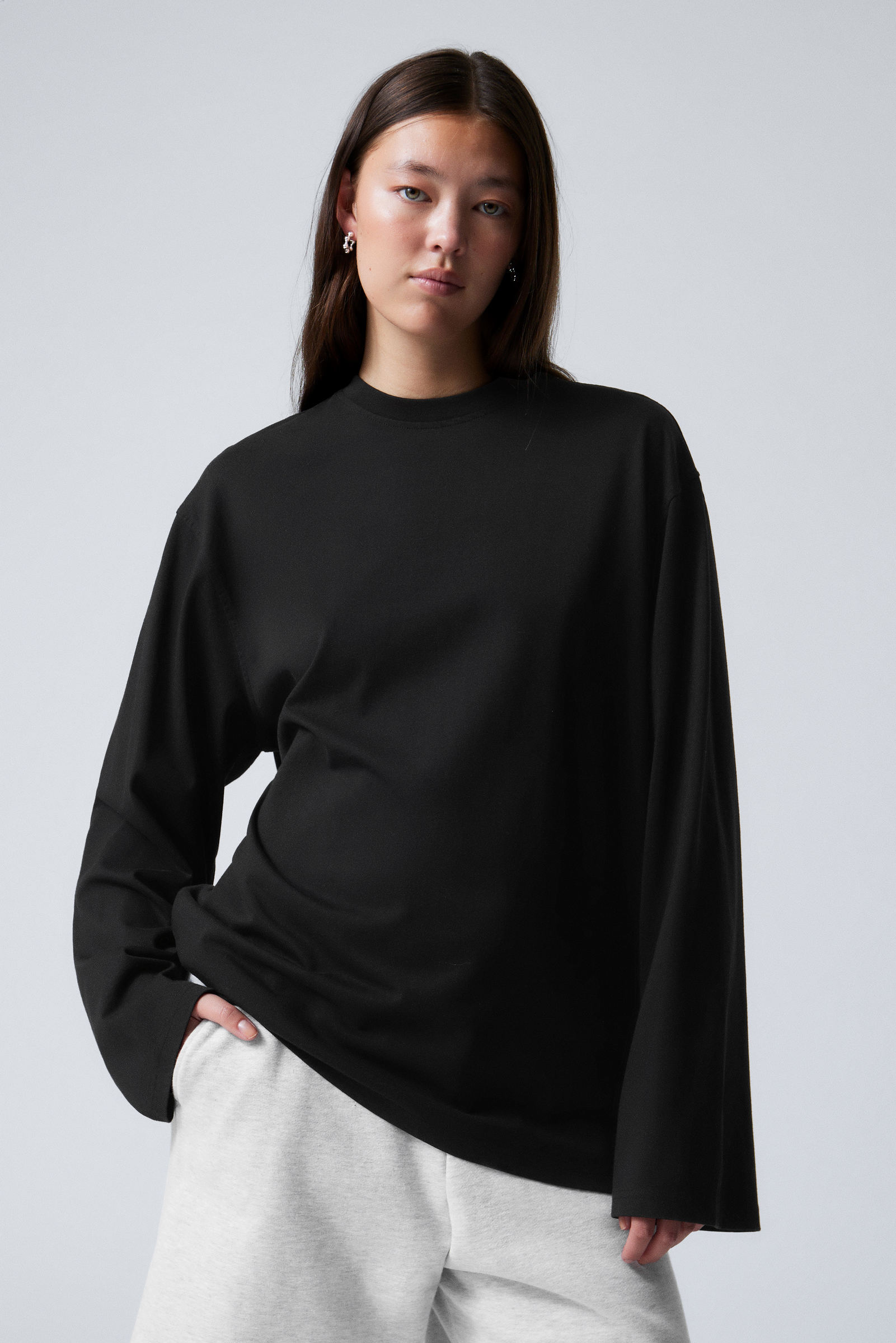 oversized t shirt met lange mouwen Zwart Weekday NL