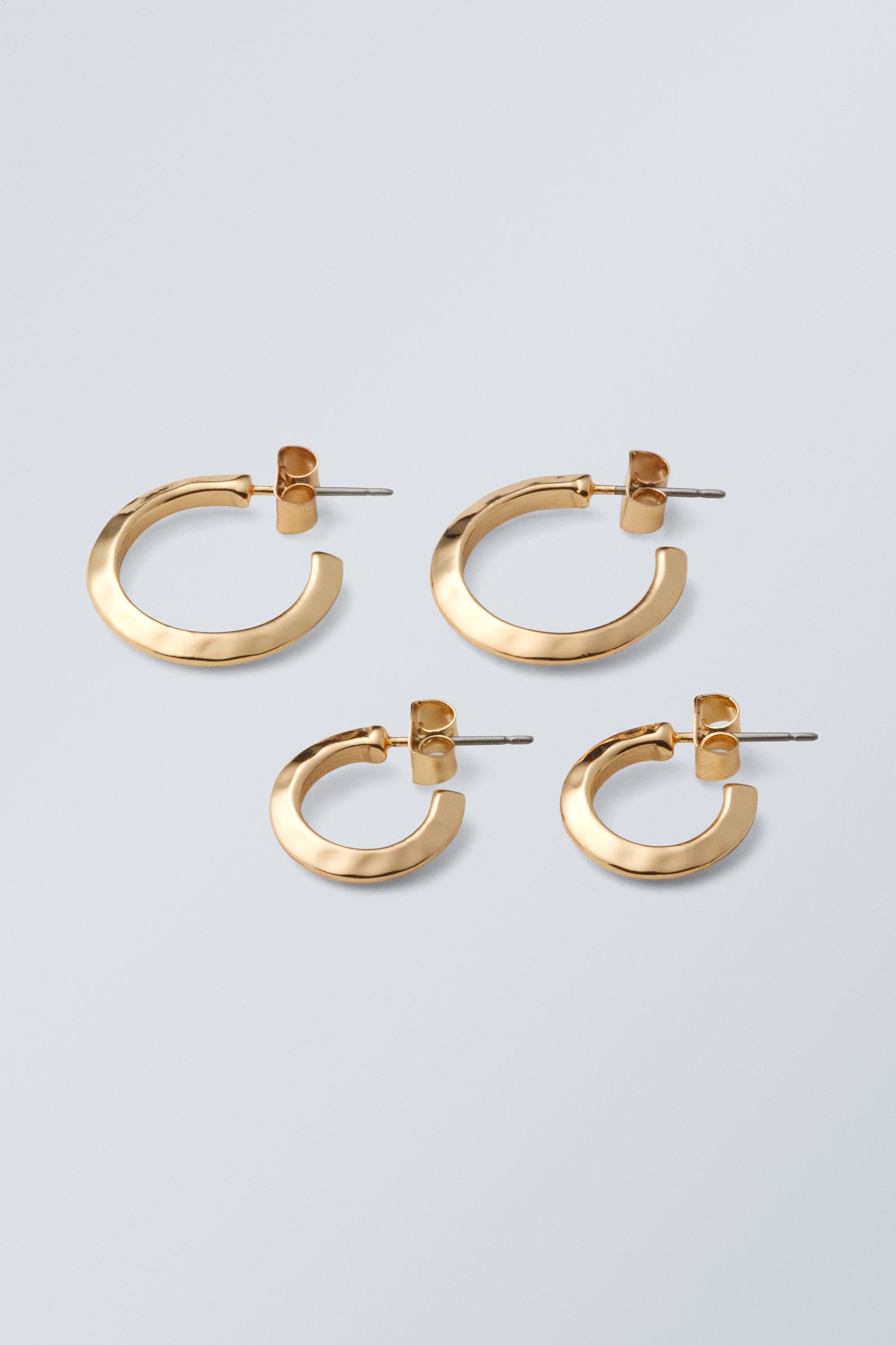#B1A646 - Hammered Hoops 2Pack