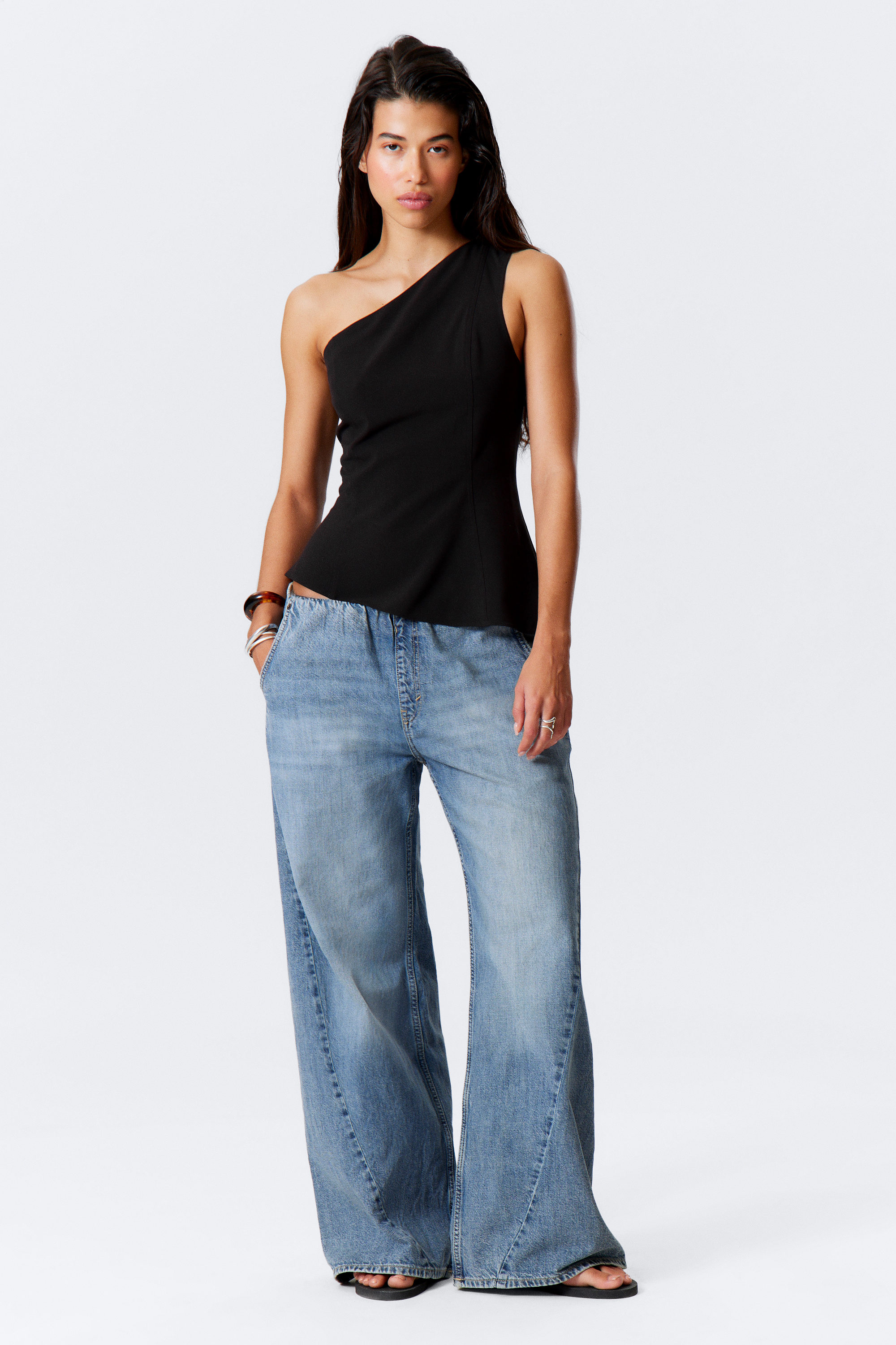 【mnem】Draw Loose Fit One Shoulder Off Tee a14ab92be22f04eabd8aa057968087
