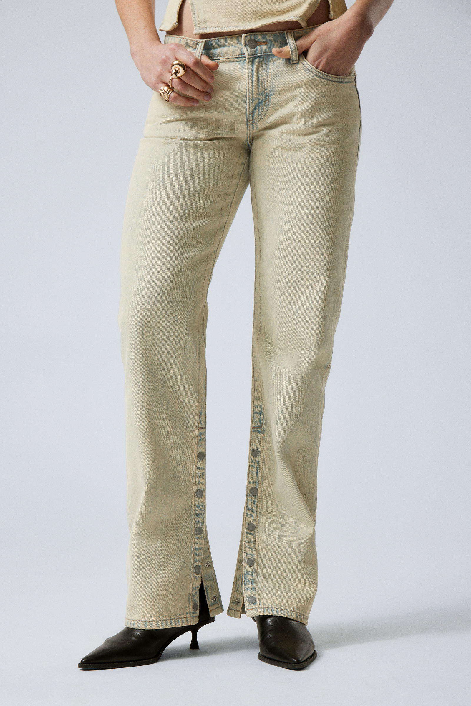 Sunbleached - Arrow Low Straight Slit Jeans - 4