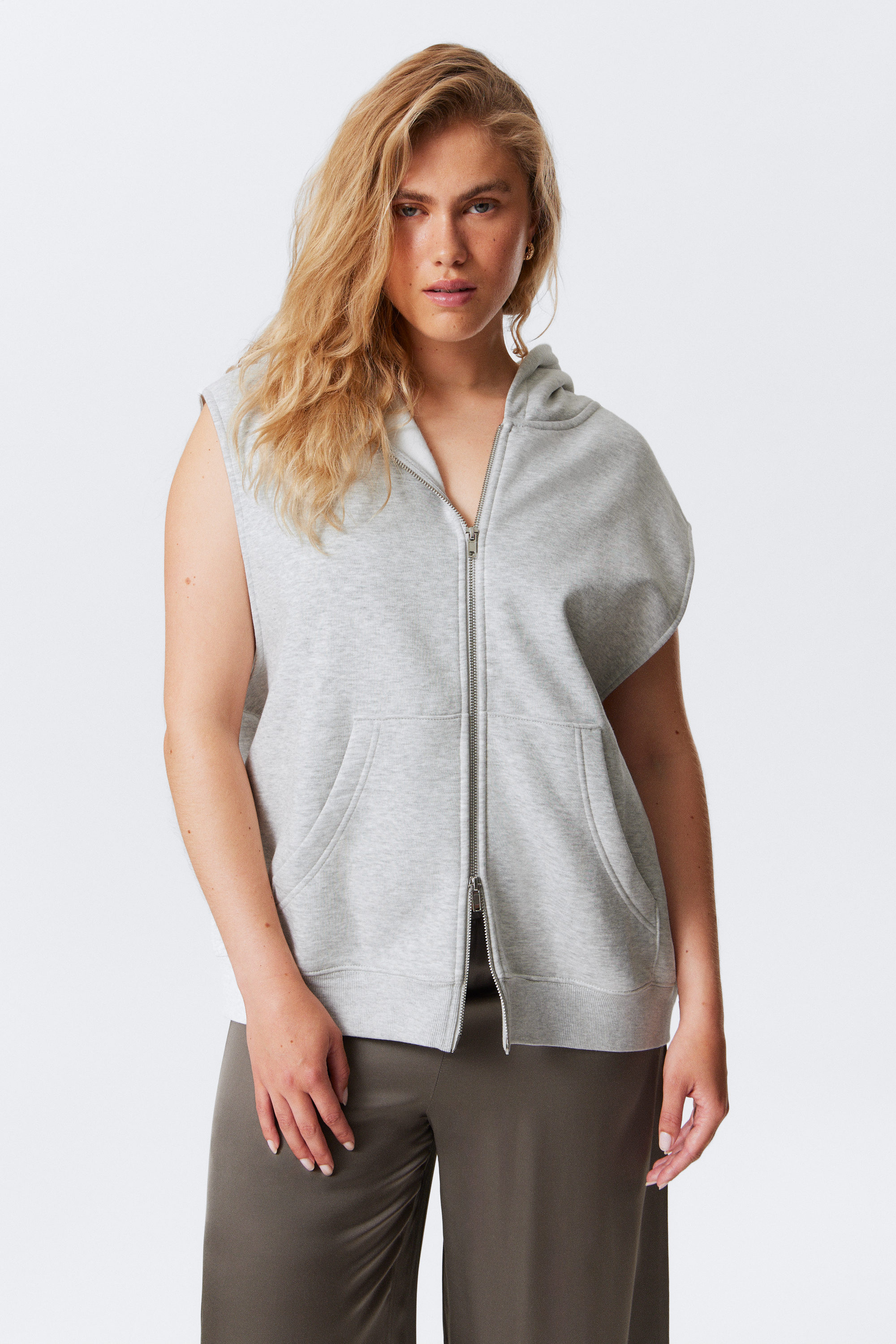 SHEER AIRY ZIP HOODIE サイズ2 クラネ クラネ SHEER AIRY ZIP HOODIE｜Yahoo!フリマ（旧PayPayフリマ）
