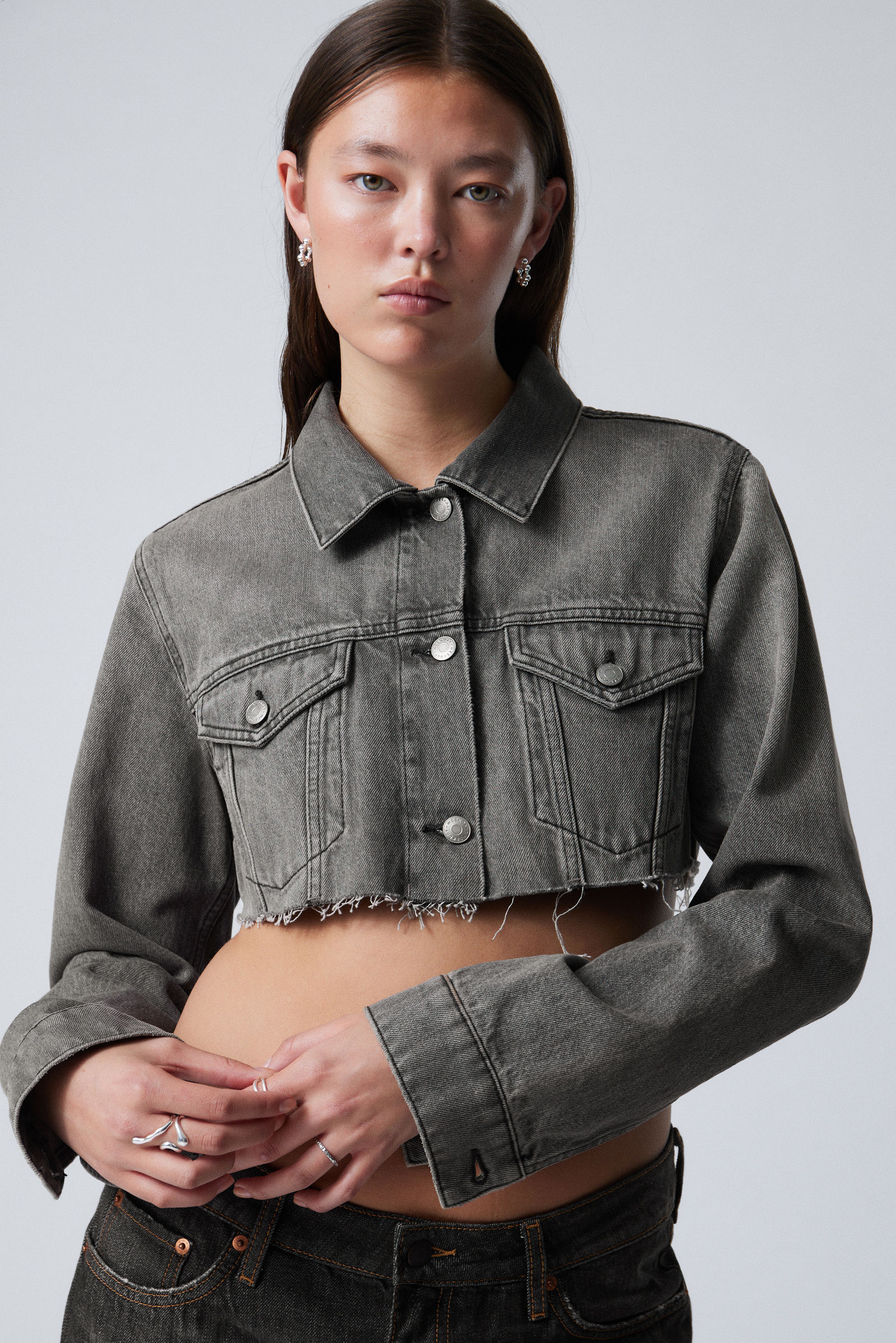 Cropped denim trucker jacket best sale