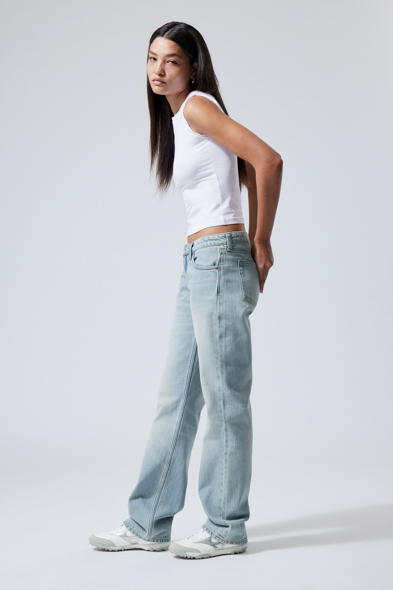 High waist straight jeans - Woman