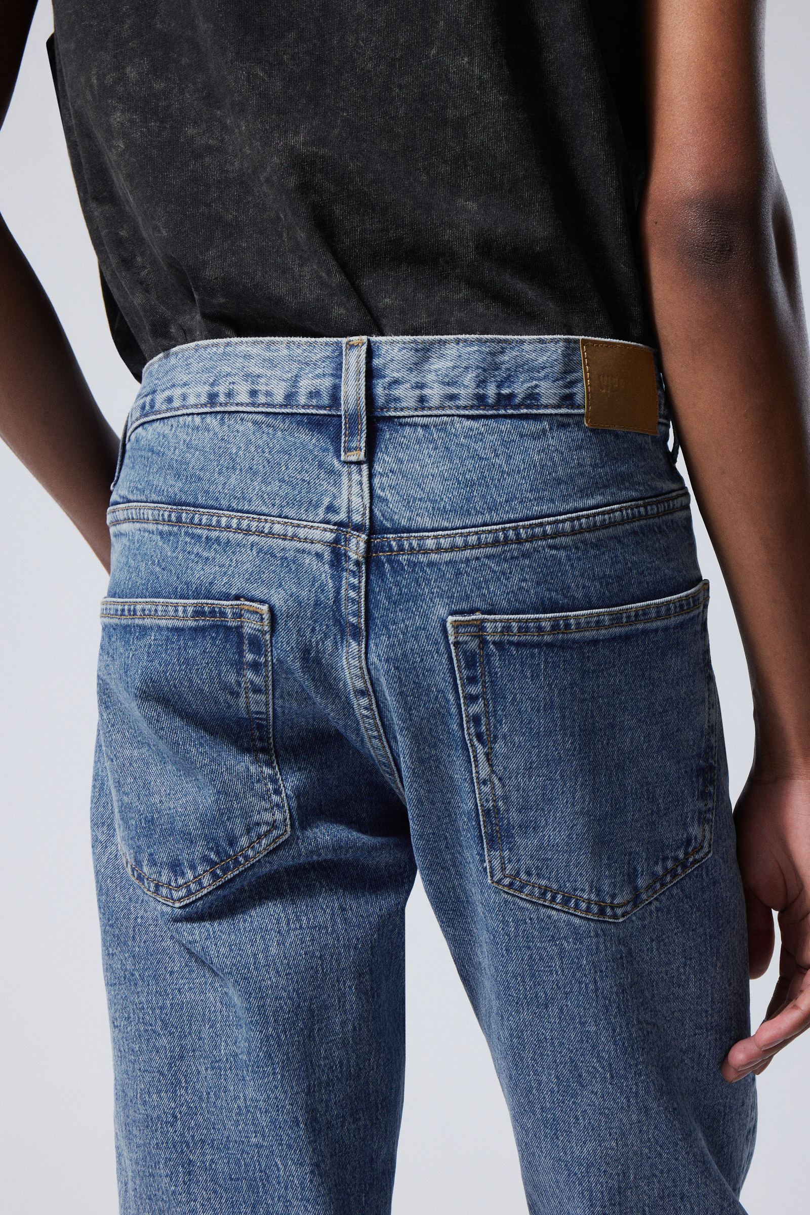 90s Blue - Mellanblå - Sunday Slim Tapered Leg Jeans - 4