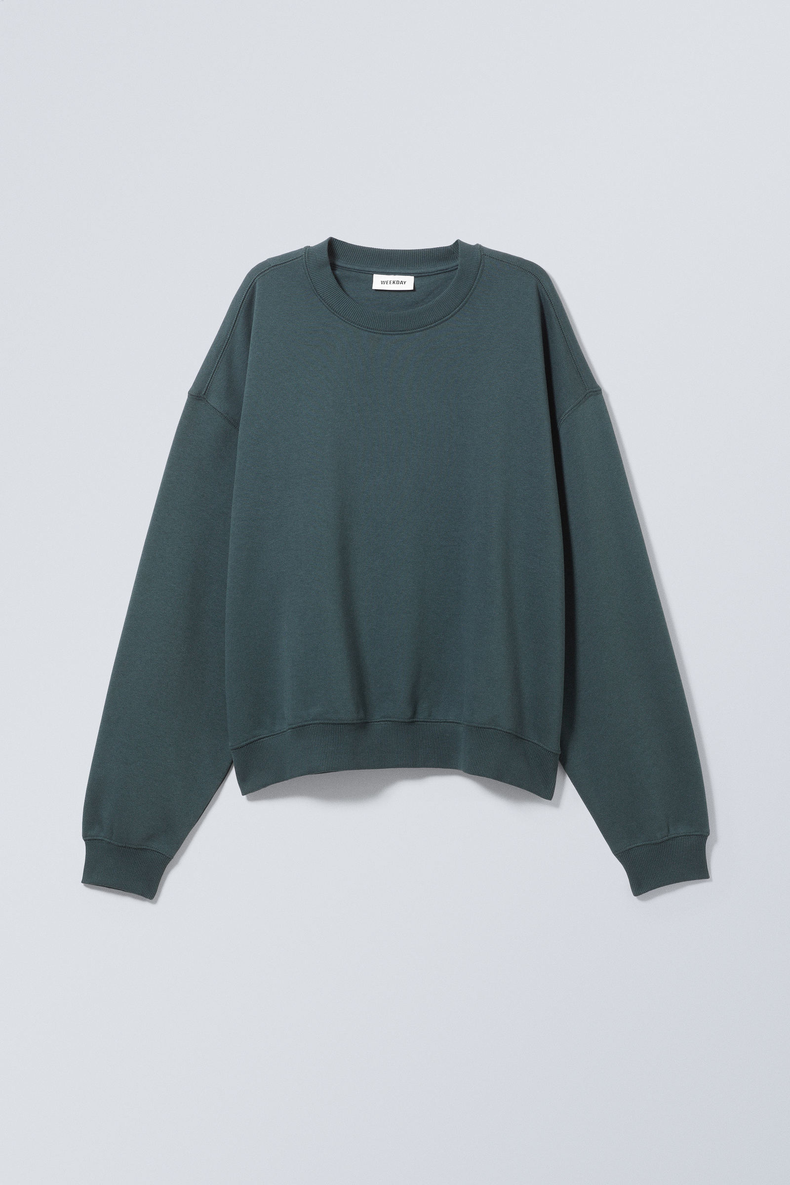 Huge cropped cheap sweatshirt weekday