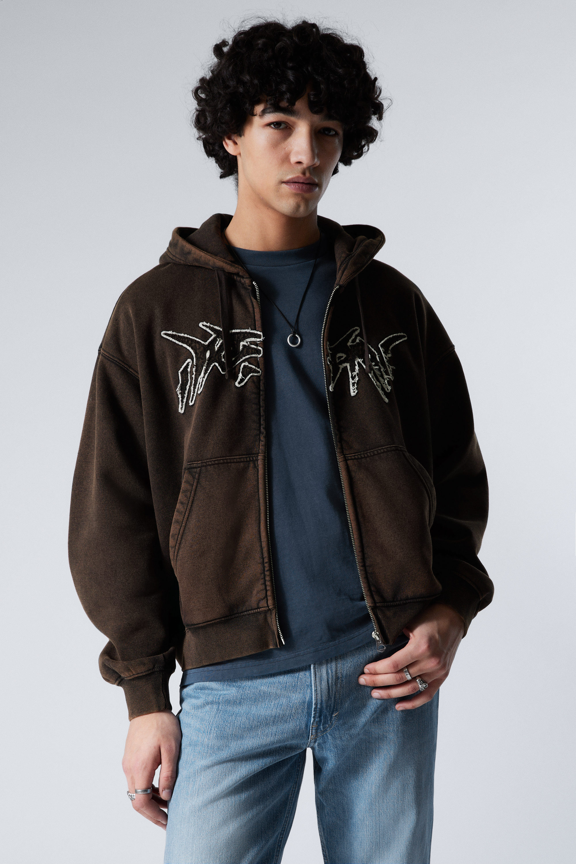 boxy embroidery zip hoodie - Washed Dark Brown - Dream