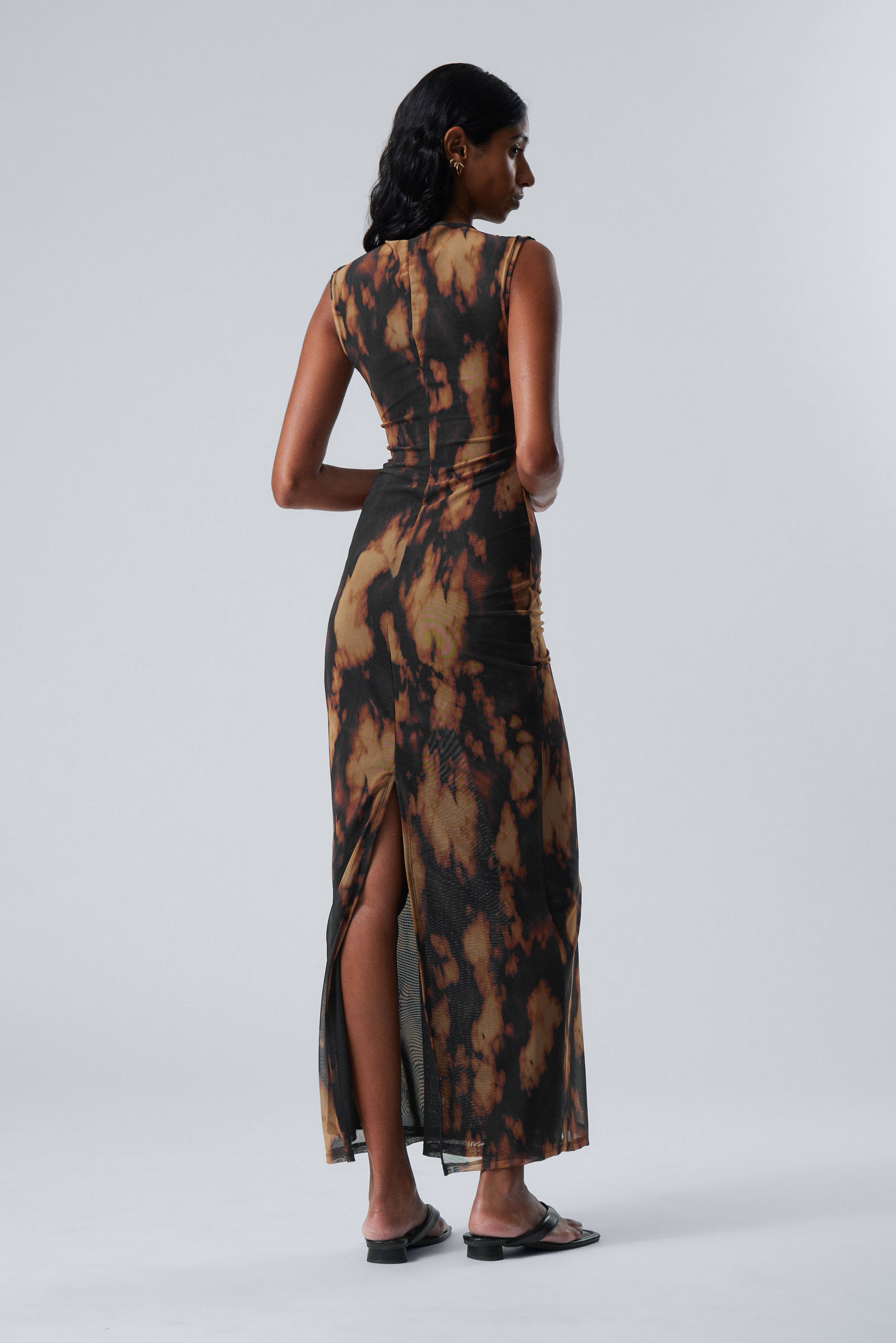 printed maxi mesh slit dress Dusty Brown Weekday EU