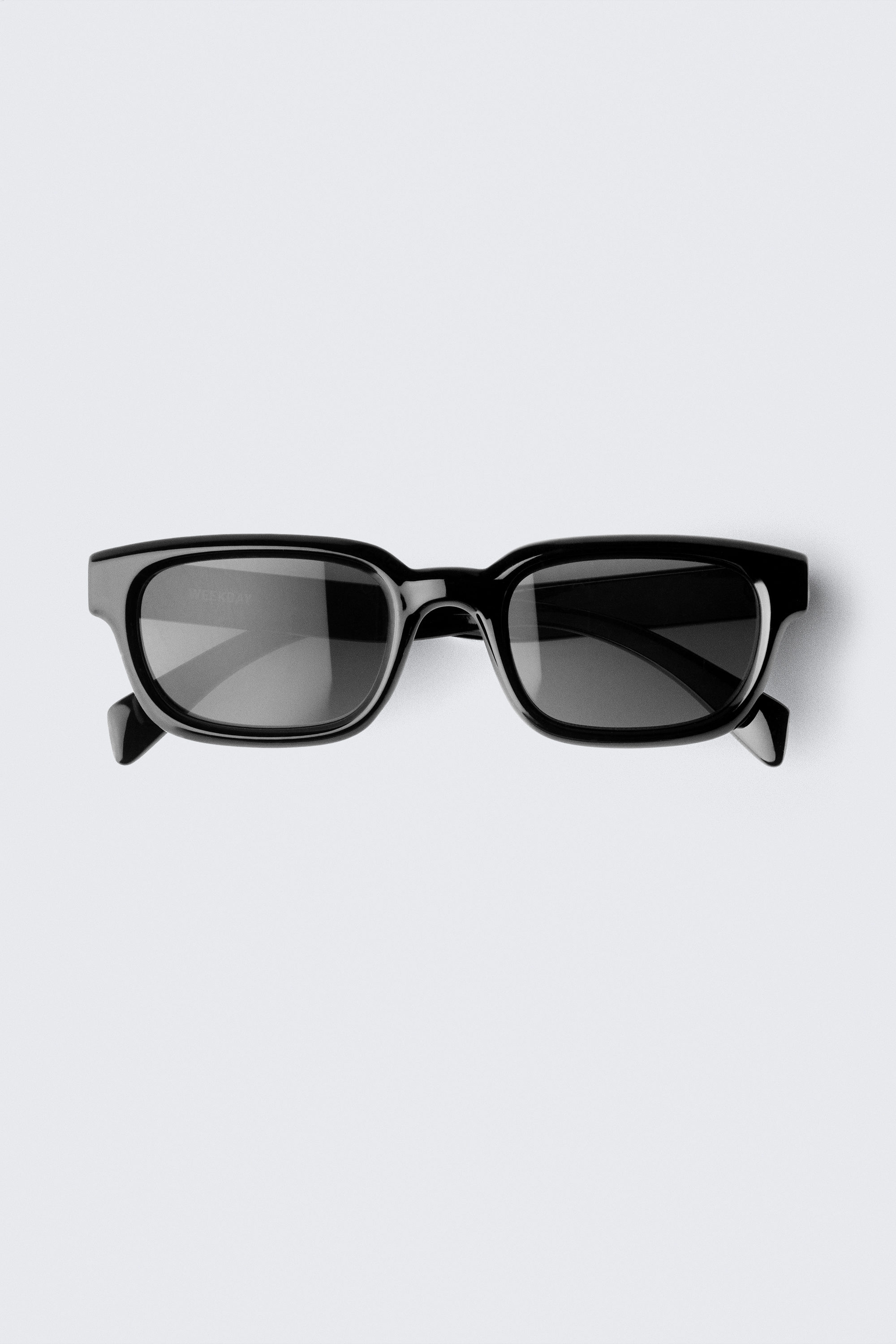 【WEEKDAY】BOLD 長方形 フレーム サングラス WOMEN 関税送料込 Sunglasses for Men - Shop Men's Sunglasses Online