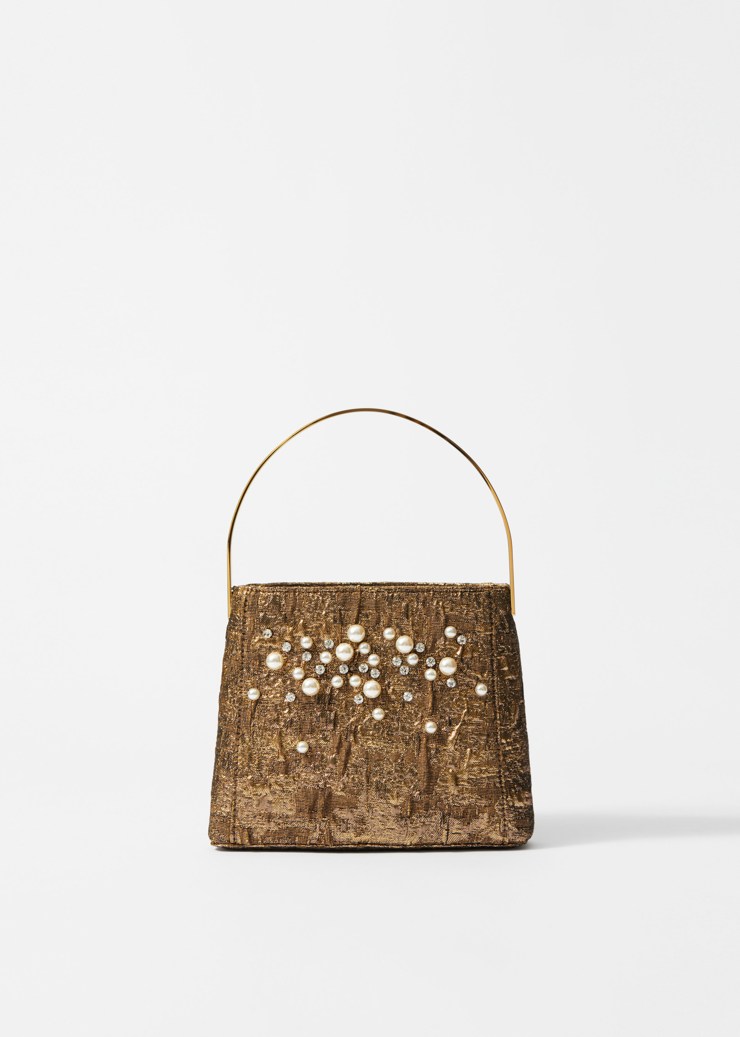 Sac à main et pochette dorée pour un mariage