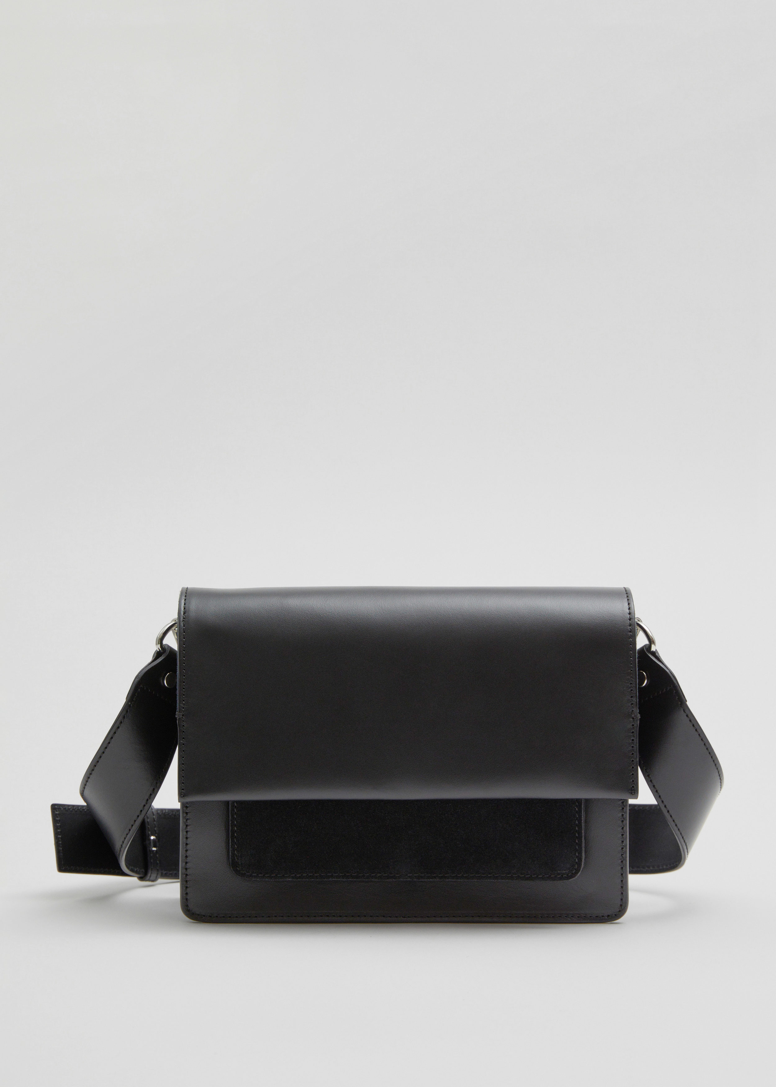 kosyo  Cos CANOPY CROSSBODY - LEATHER | King's Cross