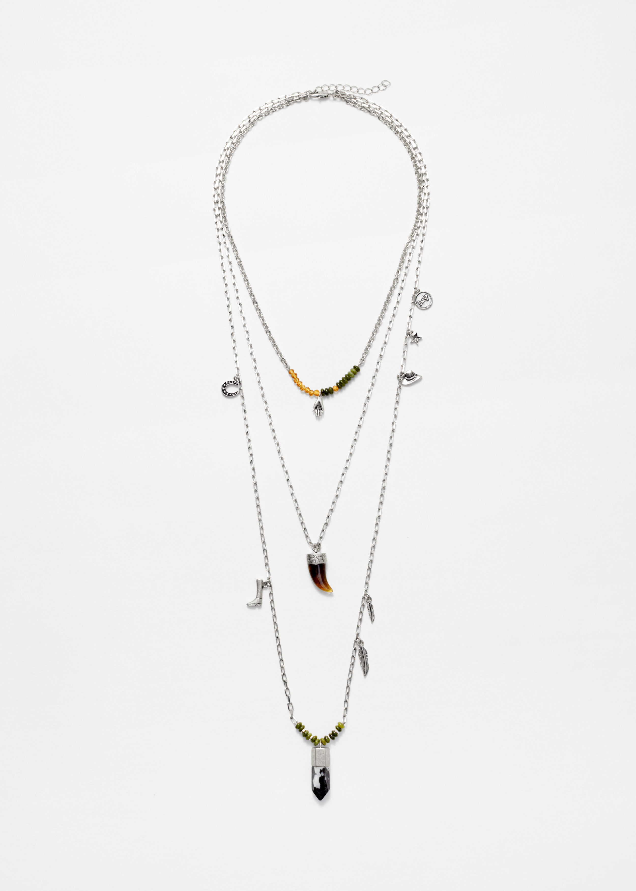 Collier superposé à pendentif