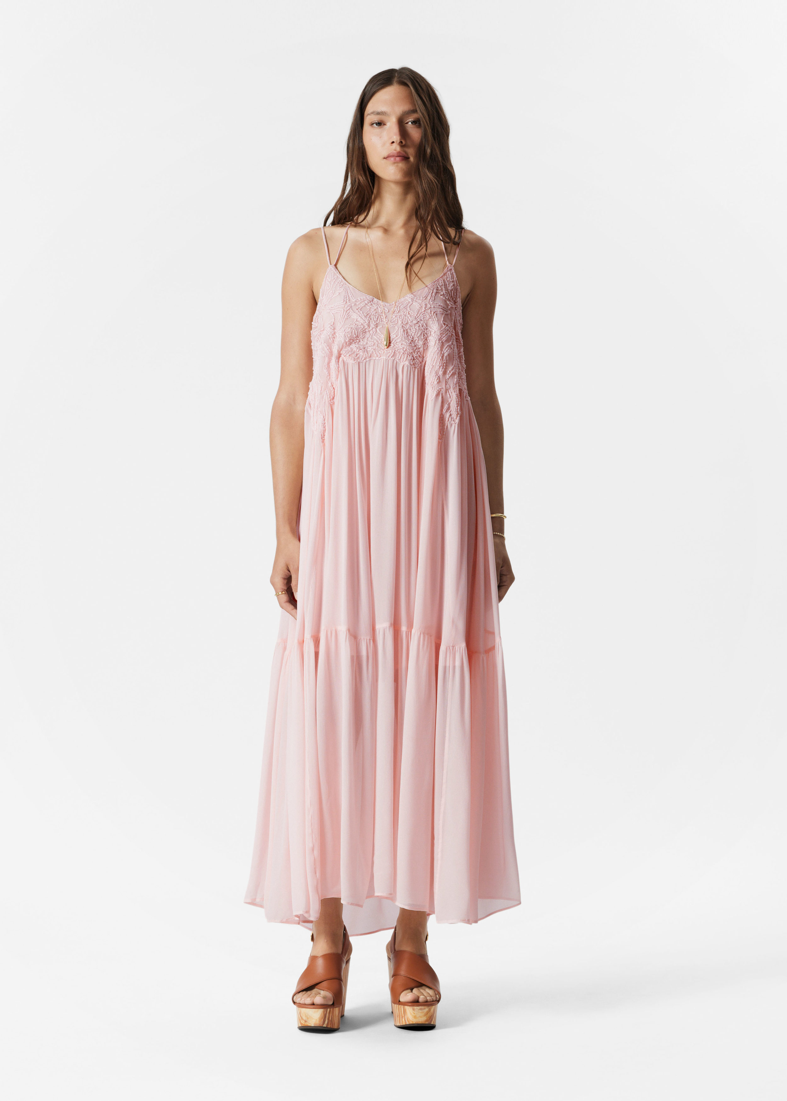 Robe longue brodée à bretelles