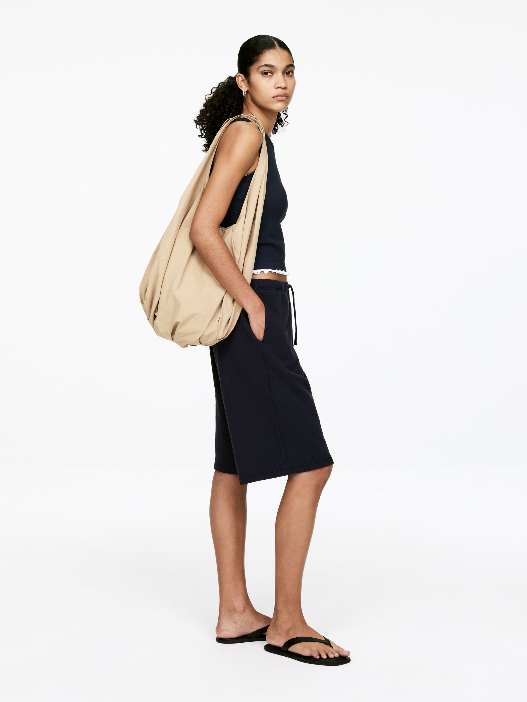 Shorts aus Frottee - Dunkelblau - Loose Fit - Damen - StillMedia/Lookbook - 4