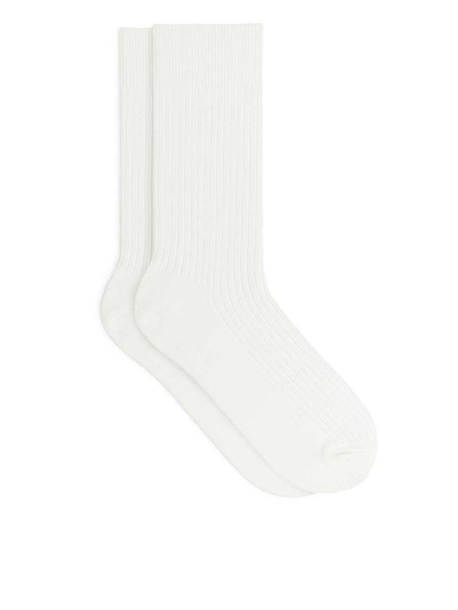 Gerippte Socken aus Supima-Baumwolle-#EFEFDF-9996