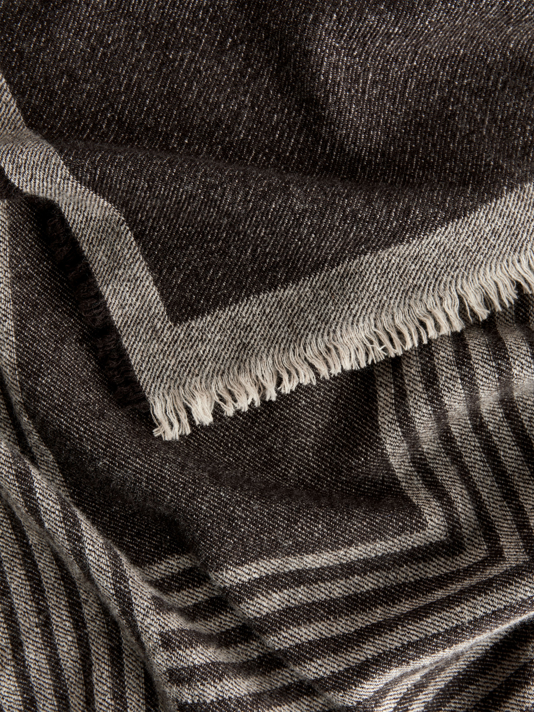 Printed Wool Scarf - Brown - Women - StillMedia/DescriptiveDetail - 1