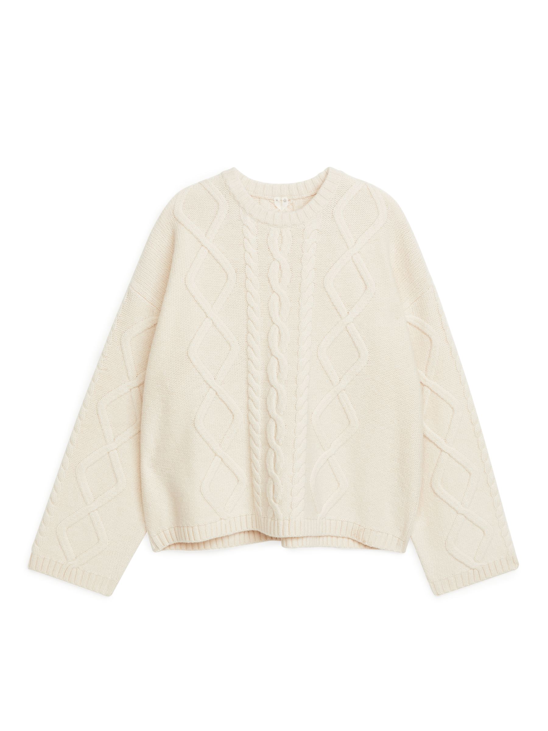 Kabelstickad tröja i ull - Crèmevit - Loose fit - Women - StillMedia/DescriptiveStillLife - 1