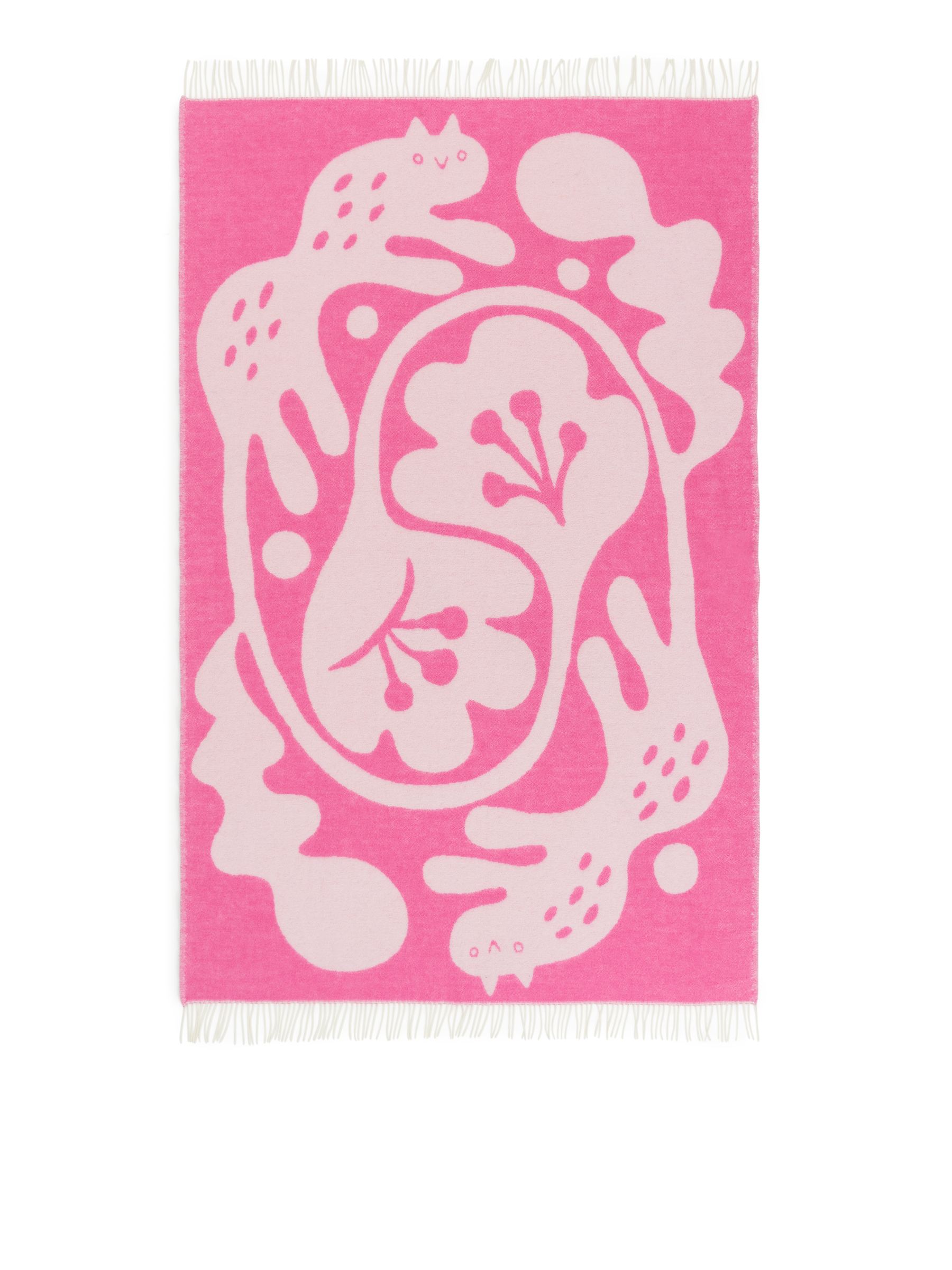 Takashi Tsushima Wool Blanket - Pink/White - Homeware - StillMedia/DescriptiveStillLife - 2