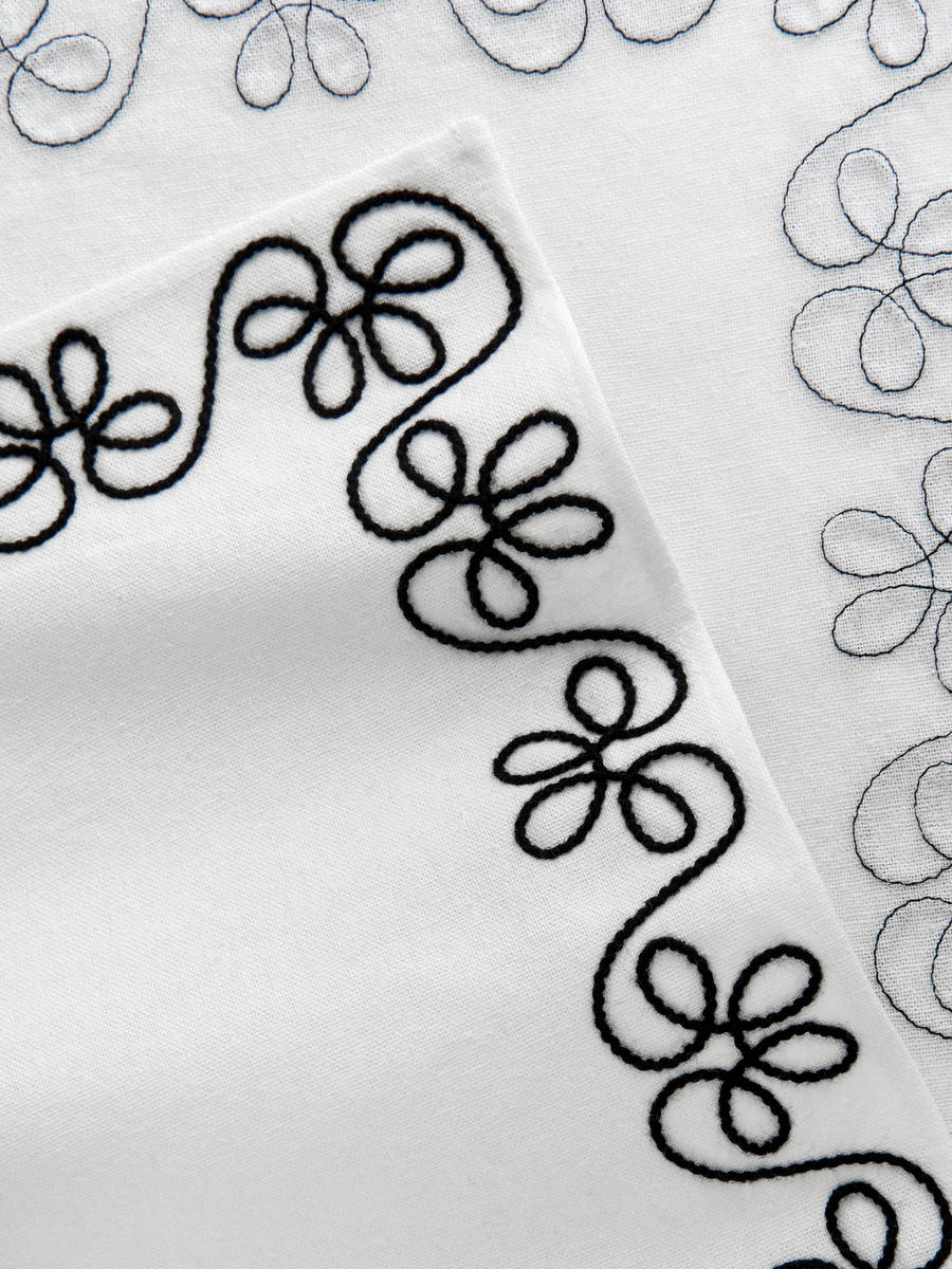 Chemin de table brodé, technique du sashiko