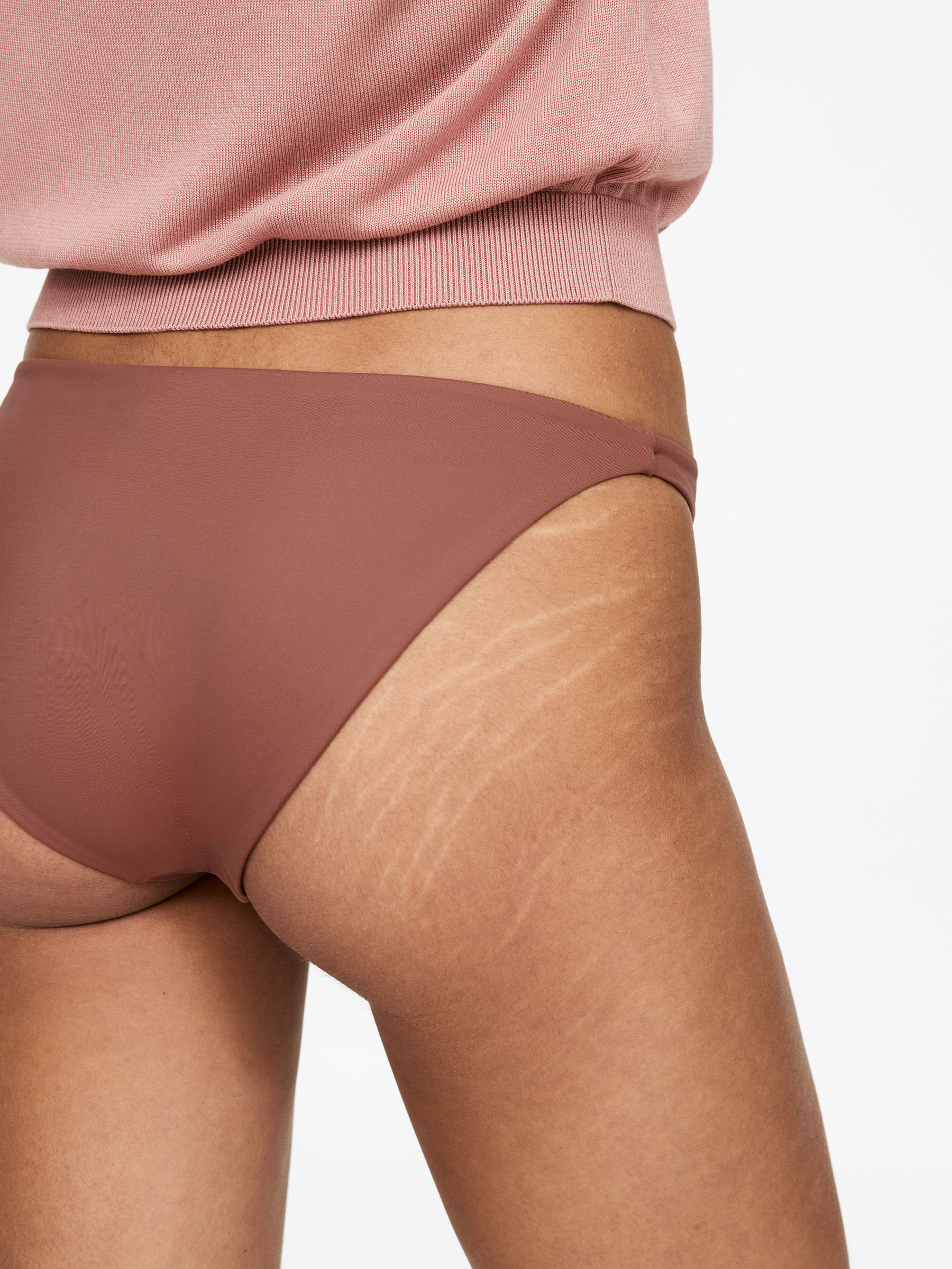 Low-Waist Bikini Briefs - Rust - Women - StillMedia/Lookbook - 3
