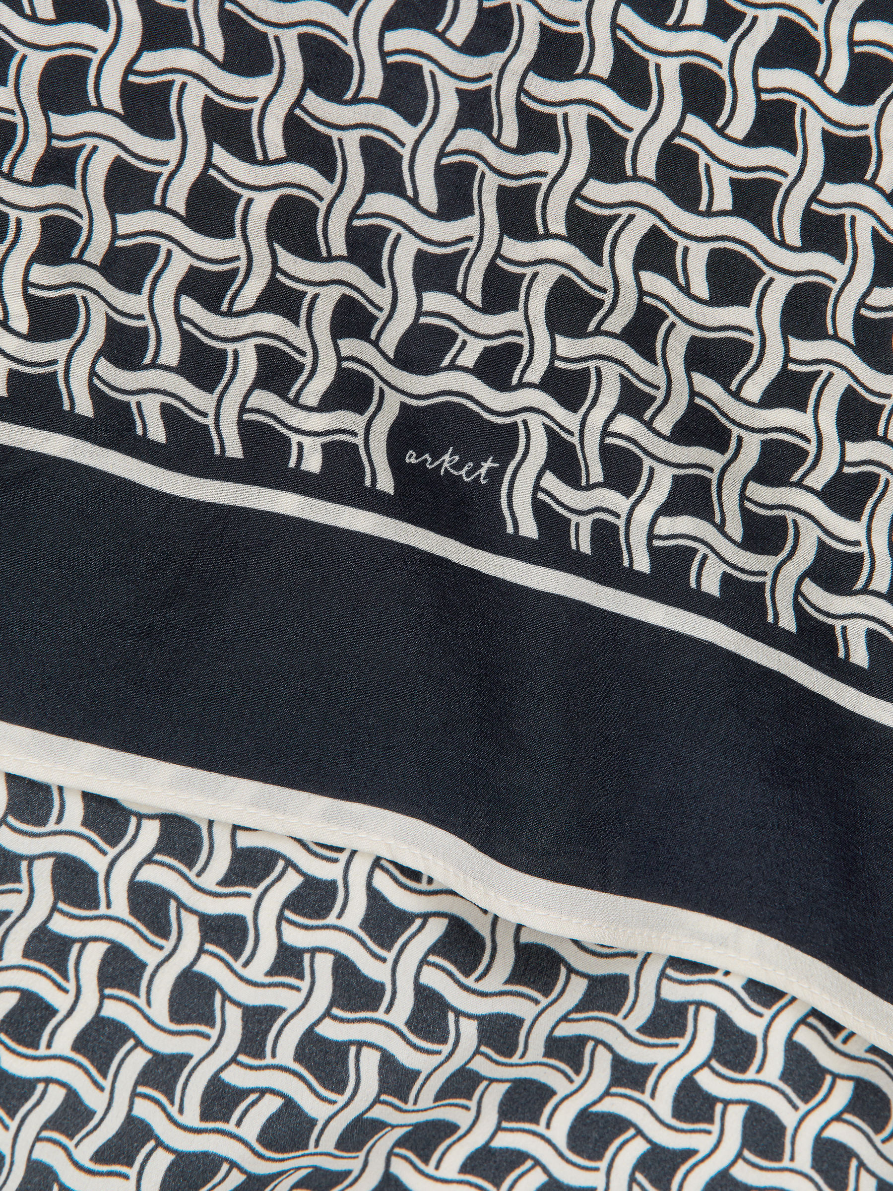 Printed Silk Scarf - Dark Blue/Off White - Women - StillMedia/DescriptiveDetail - 1