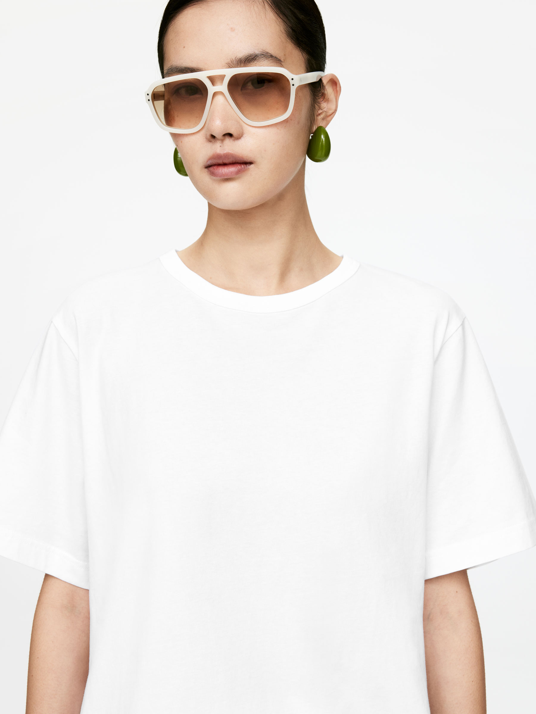 Oversized T-Shirt - White - Oversized - Women - StillMedia/Lookbook - 6