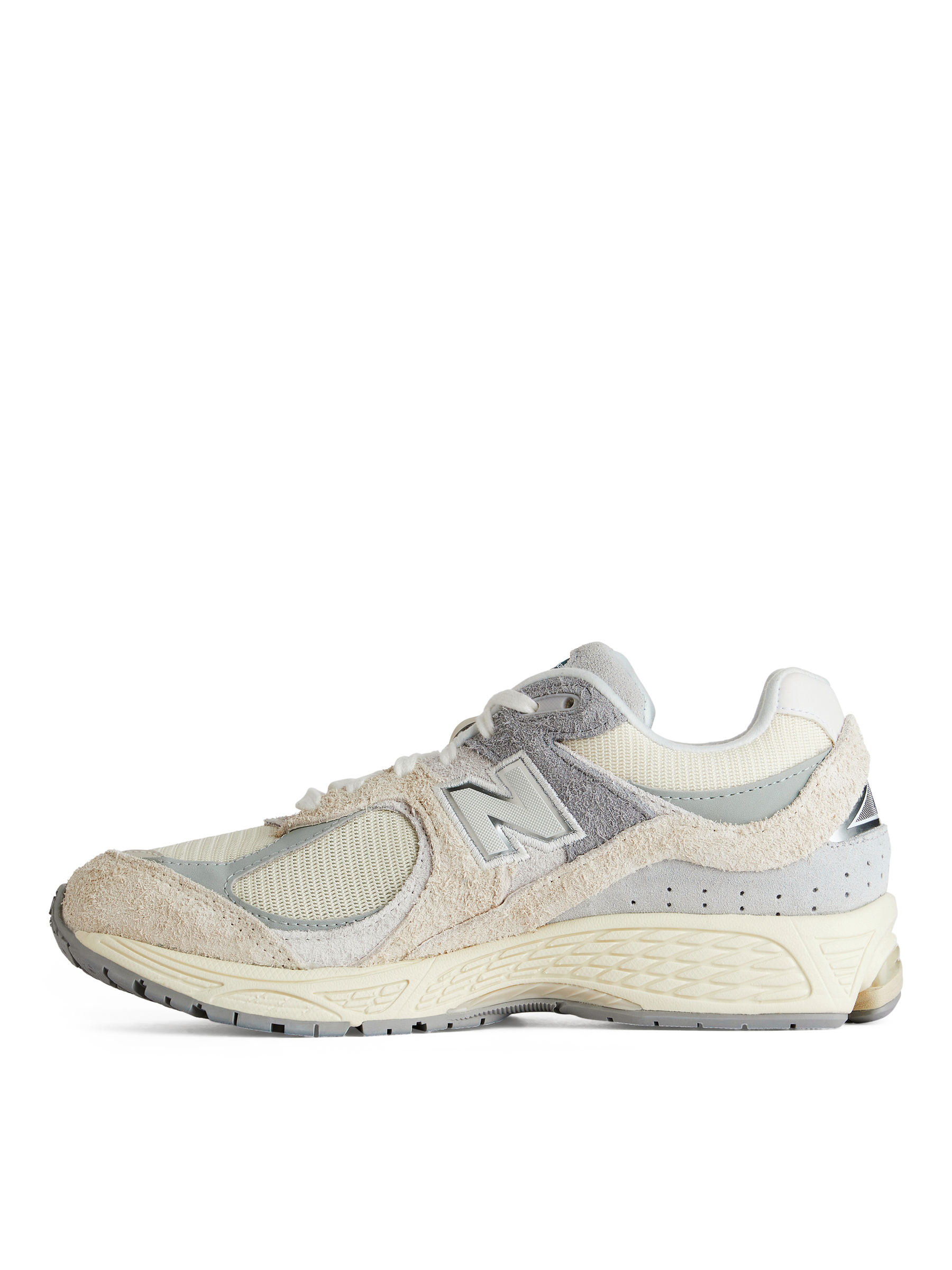 New Balance 2002R Trainers - Off White - Women - 1152130004