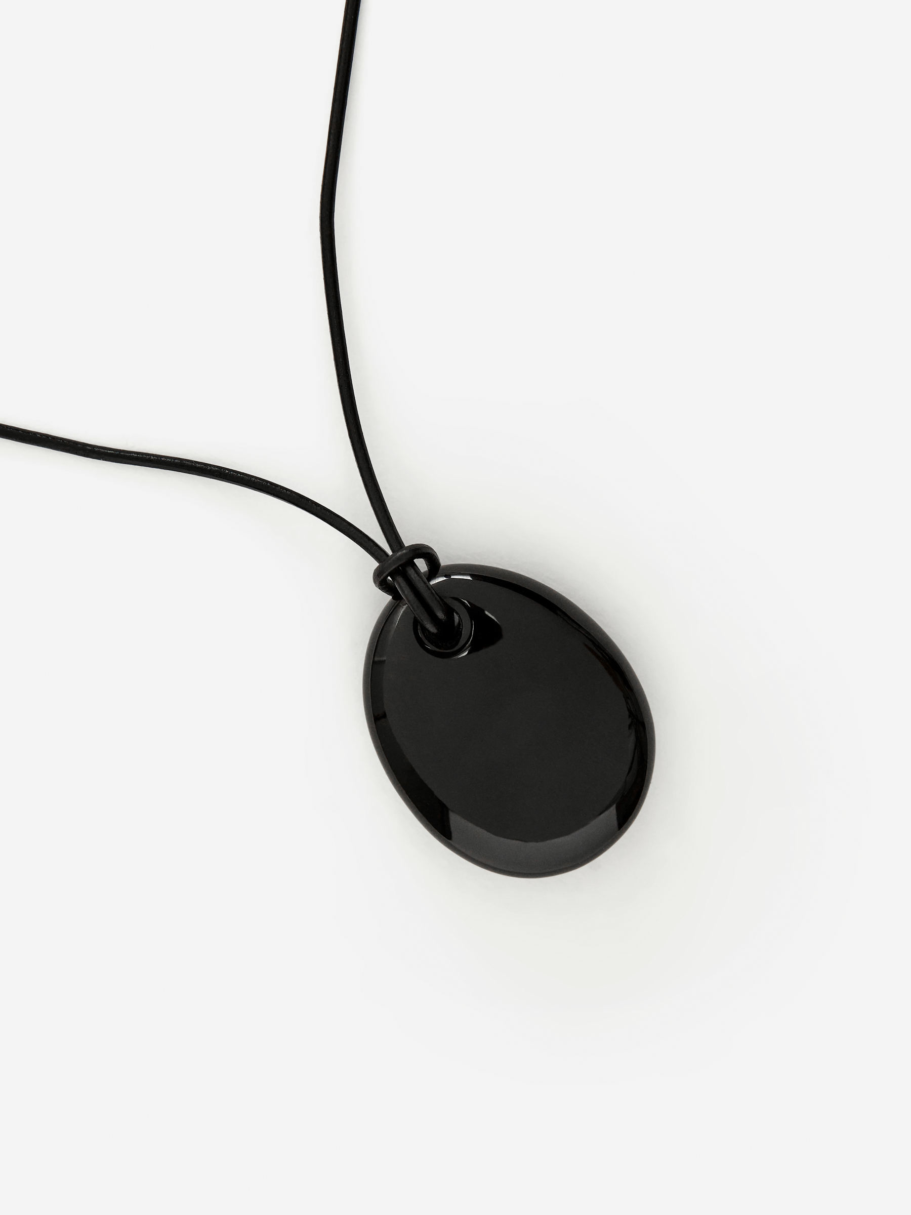 Collar con colgante - Negro - Women - StillMedia/DescriptiveDetail - 1