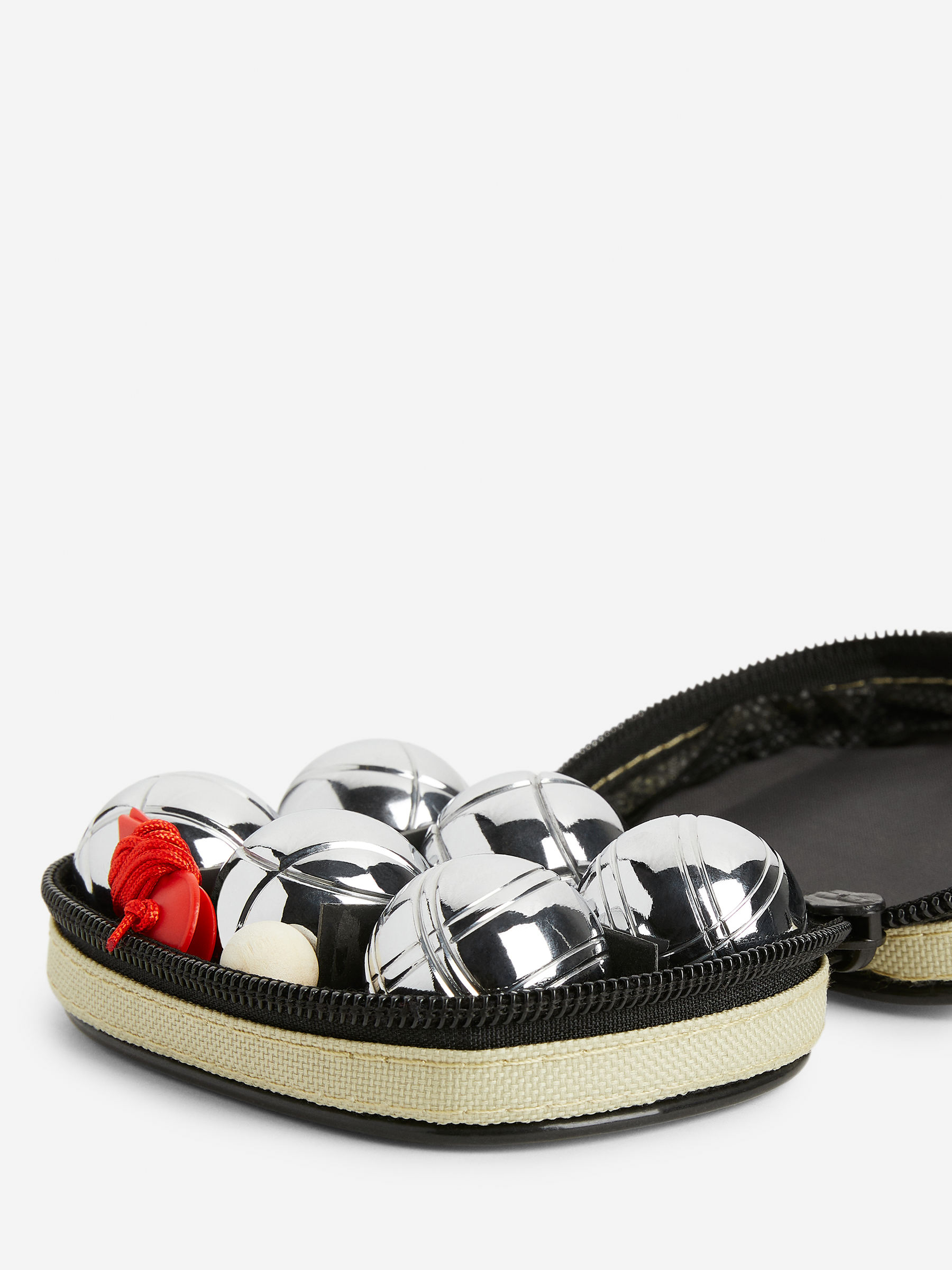 Kikkerland Mini Boules Set - Metal - Children - StillMedia/DescriptiveDetail - 11