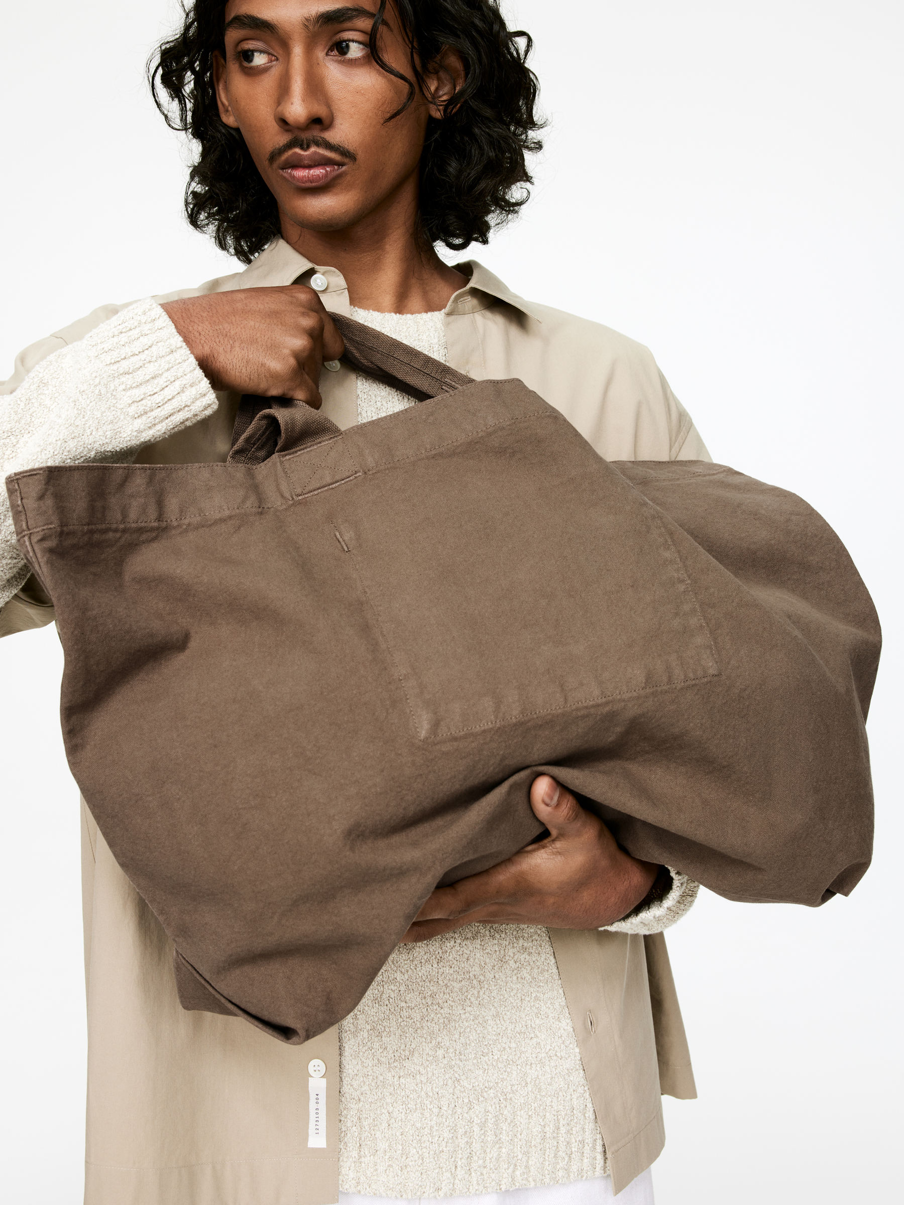Oversized Canvas Tote - Mole - Men - StillMedia/Lookbook - 9