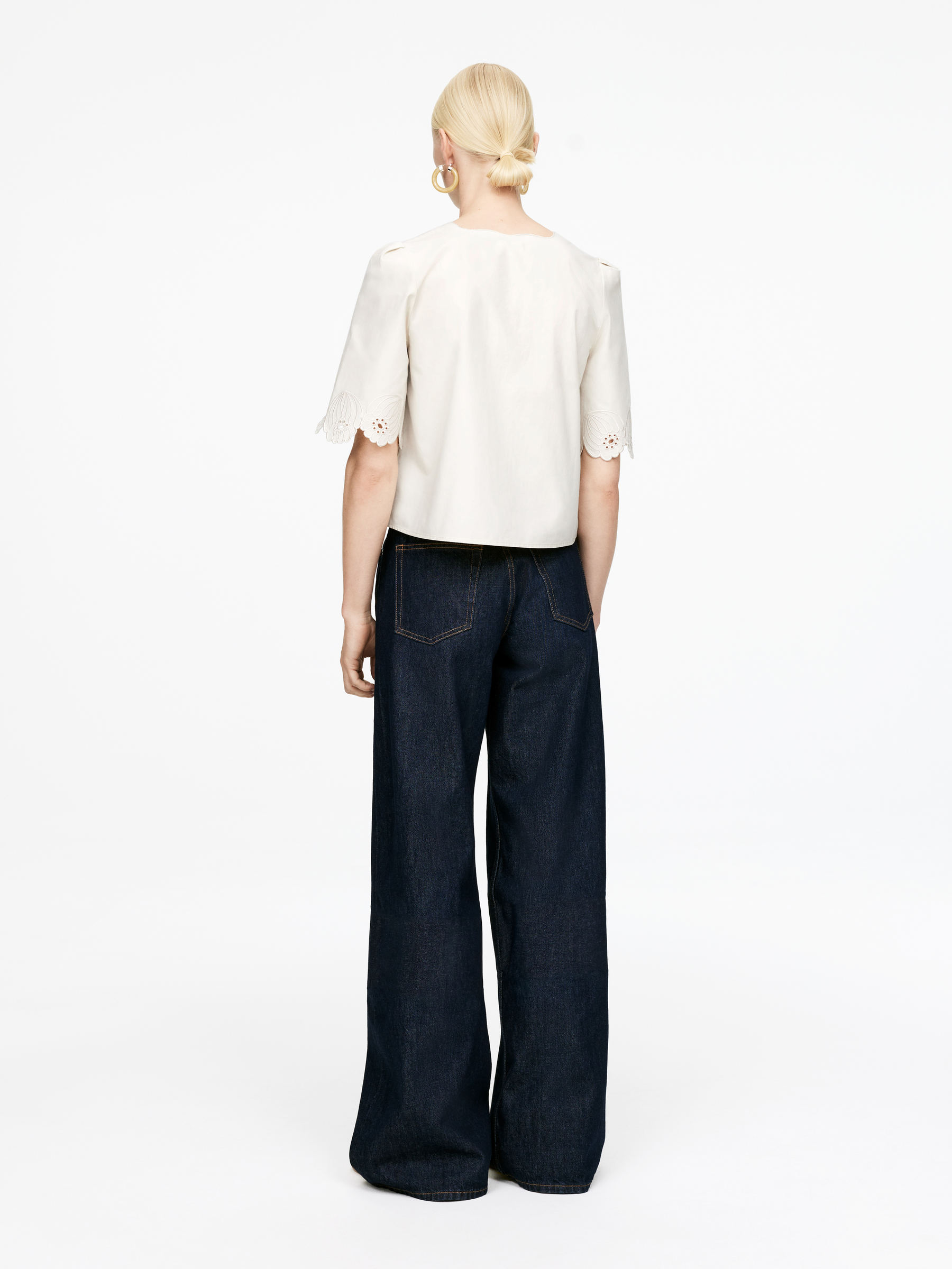 Embroidered Blouse - Off White - Regular fit - Women - StillMedia/Lookbook - 5