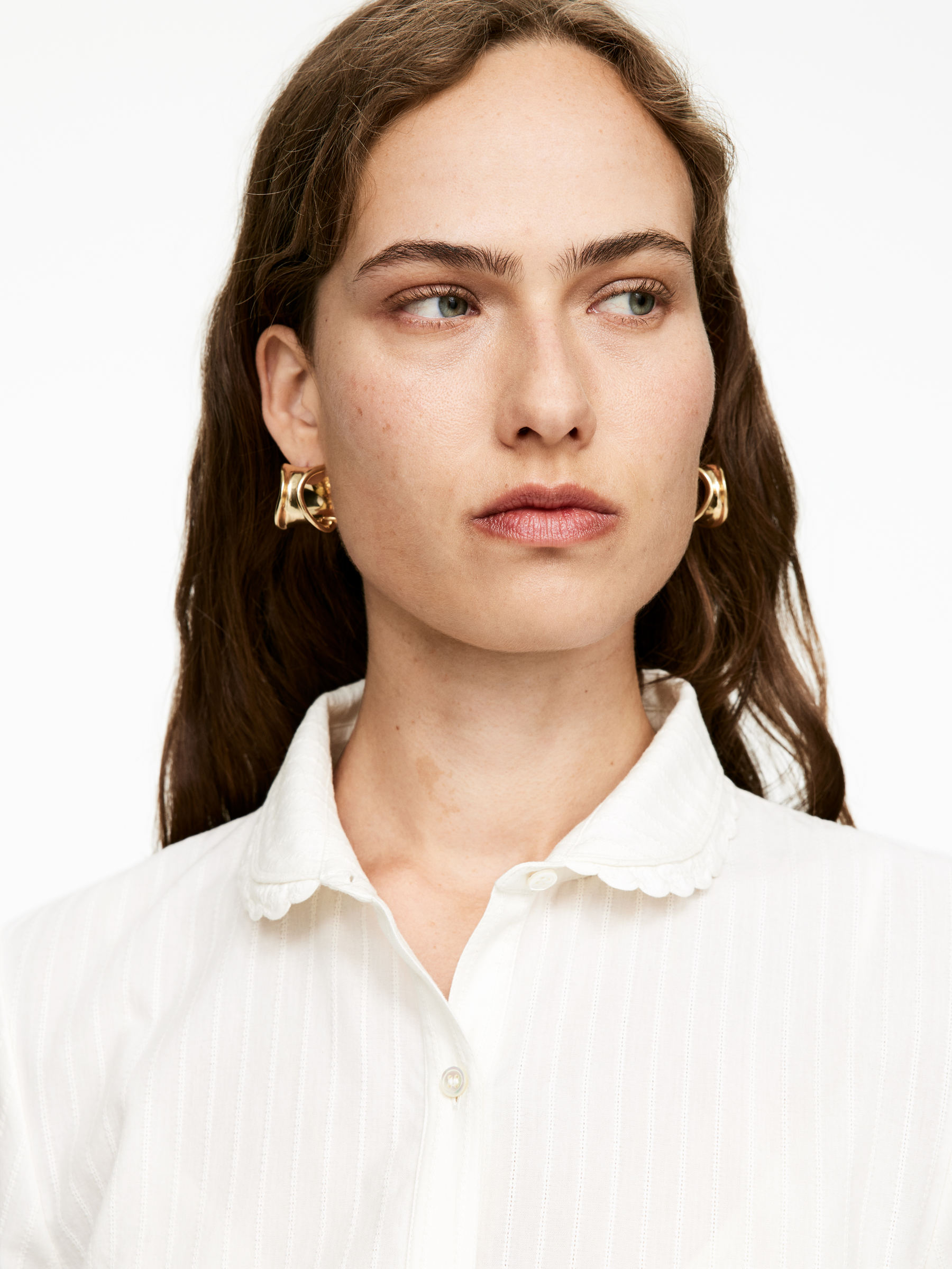 Scallop-Edge Blouse - Off White - Regular fit - Women - StillMedia/Lookbook - 5