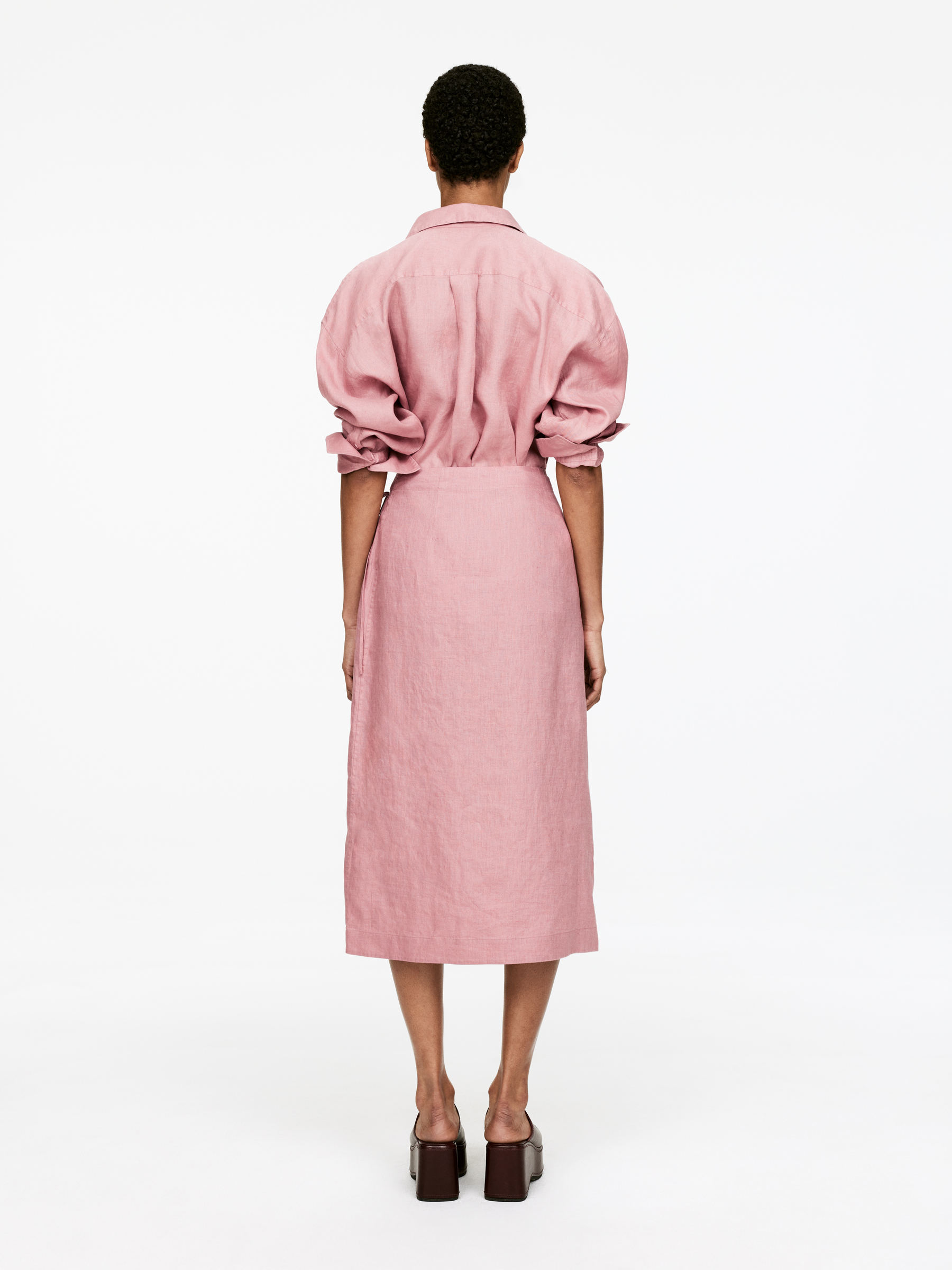 Linen Shirt - Dusty Pink - Regular fit - Women - StillMedia/Lookbook - 4