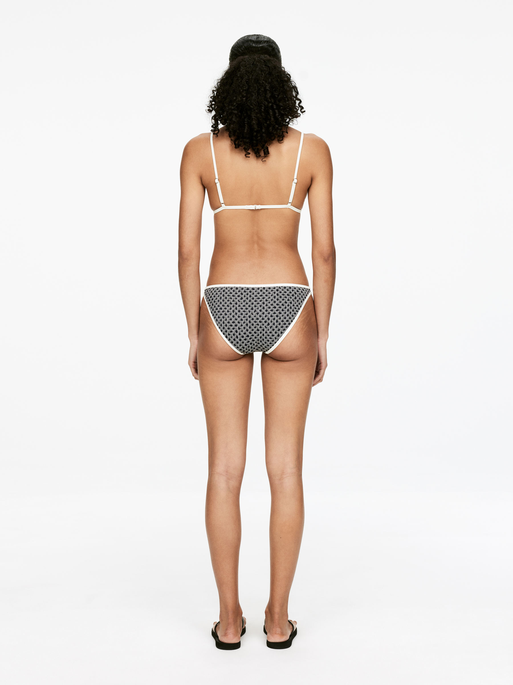 Low-Waist Bikini Briefs - Blue/White - Women - StillMedia/Lookbook - 6
